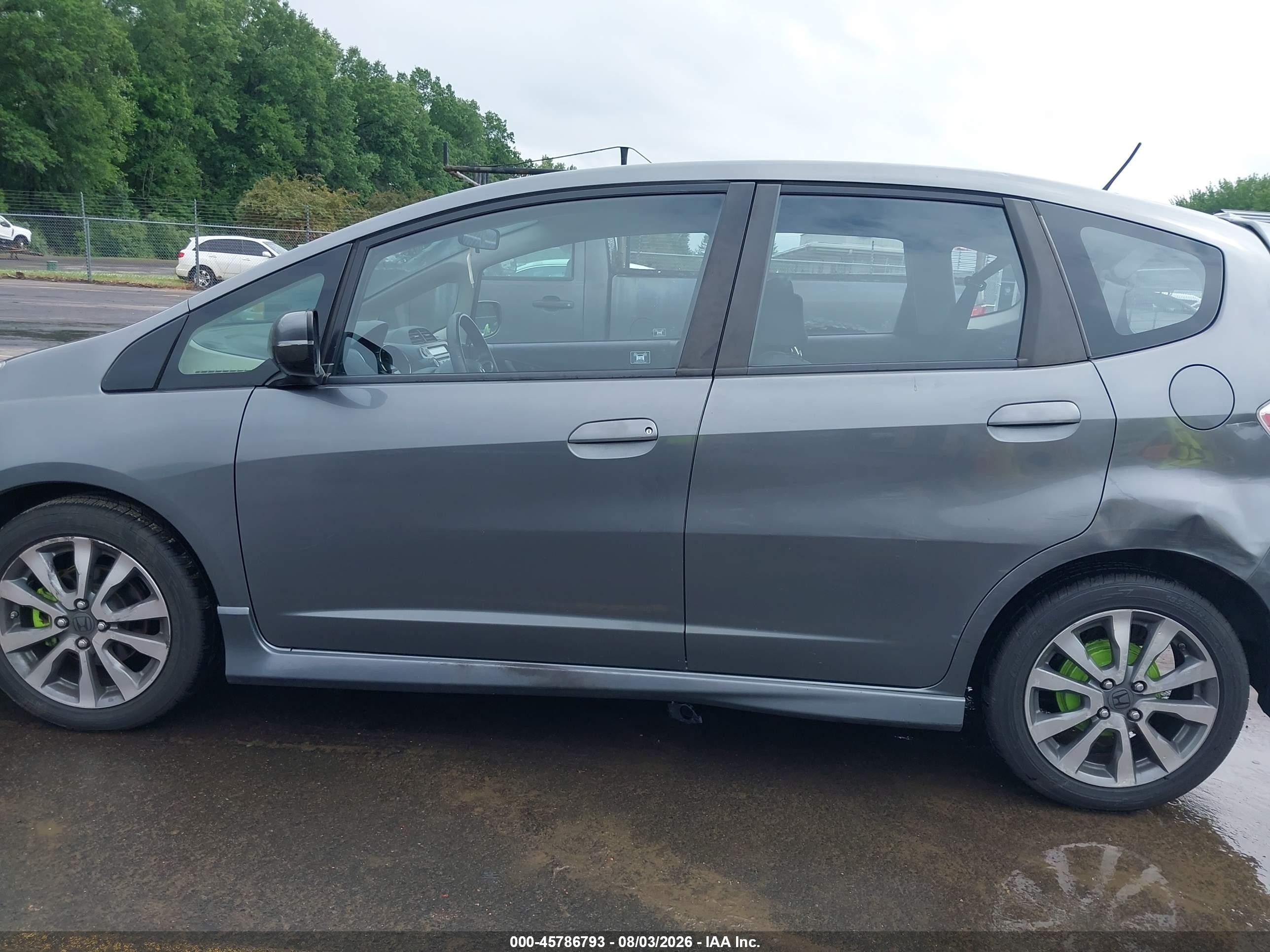 2012 Honda Fit Sport Gray vin: JHMGE8H51CC022752