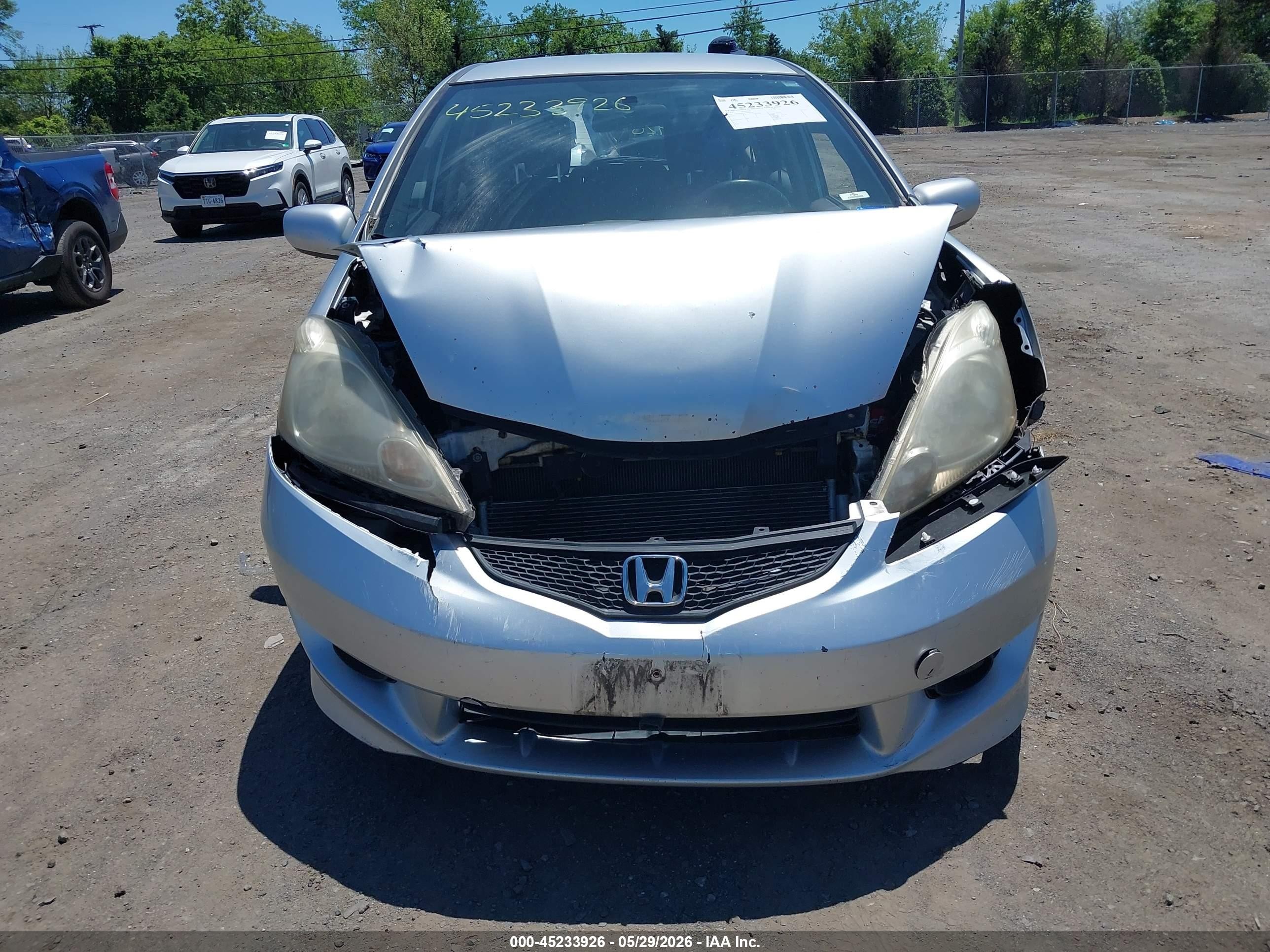2012 Honda Fit Sport Silver vin: JHMGE8H51CS004760