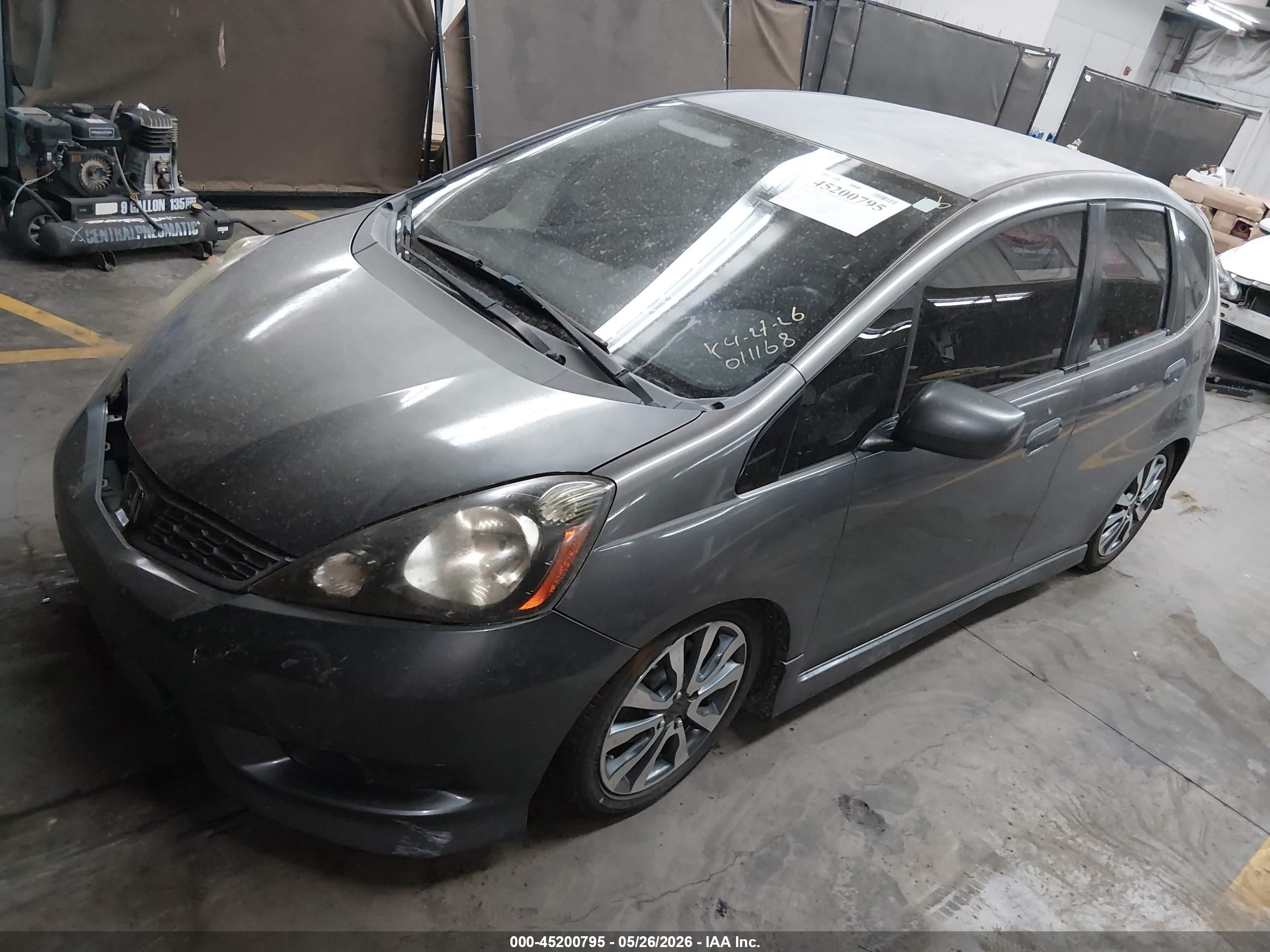 2013 Honda Fit Sport Gray vin: JHMGE8H51DC011168