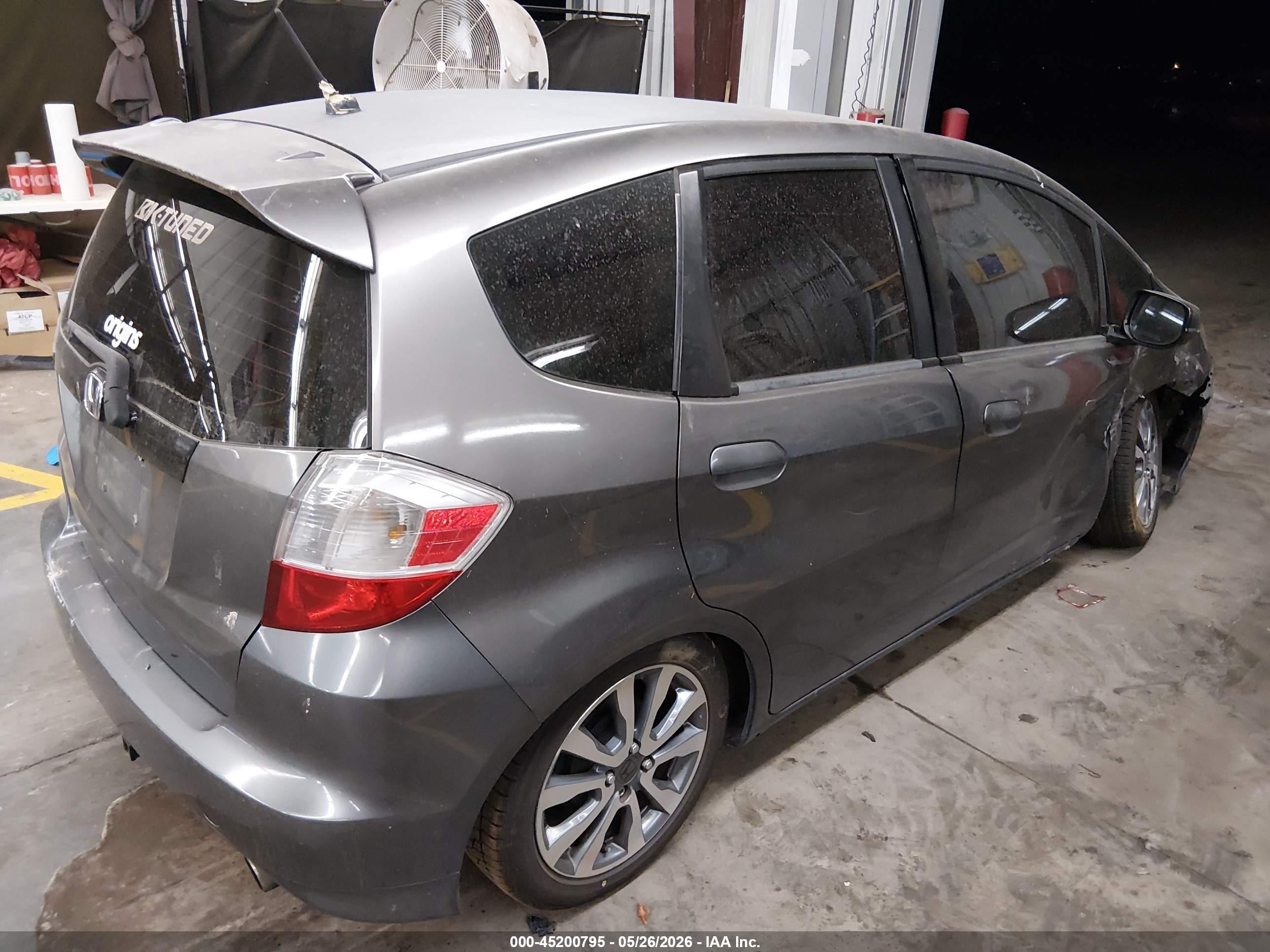 2013 Honda Fit Sport Gray vin: JHMGE8H51DC011168