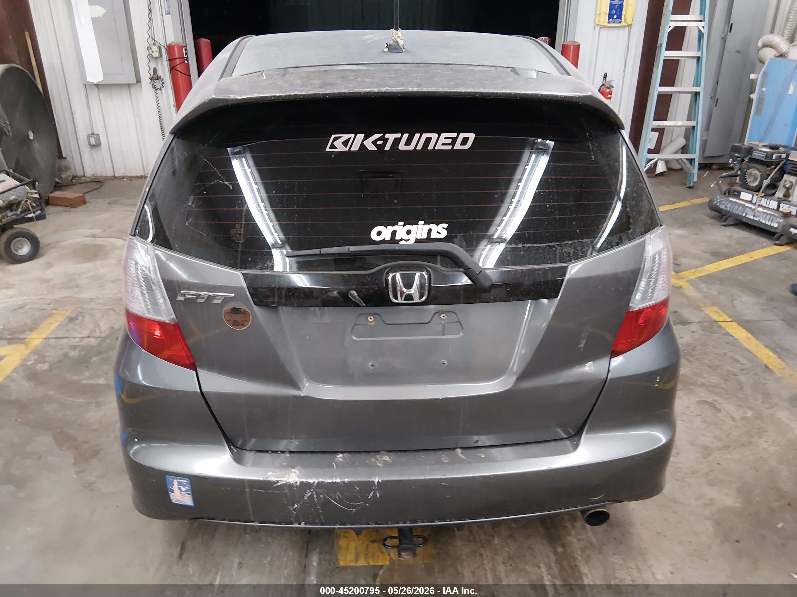 2013 Honda Fit Sport Gray vin: JHMGE8H51DC011168