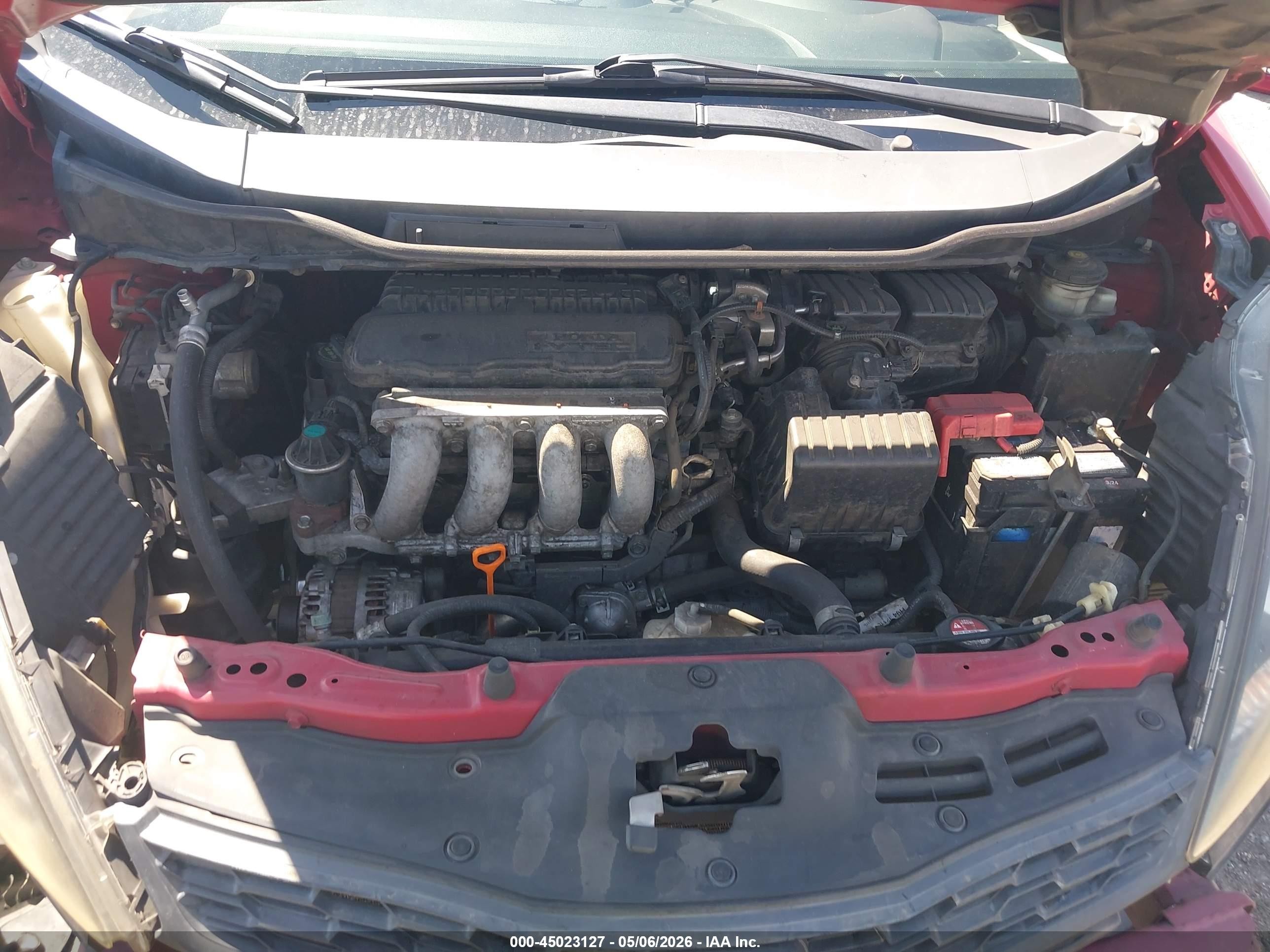 2013 Honda Fit Sport Красный vin: JHMGE8H51DC031761