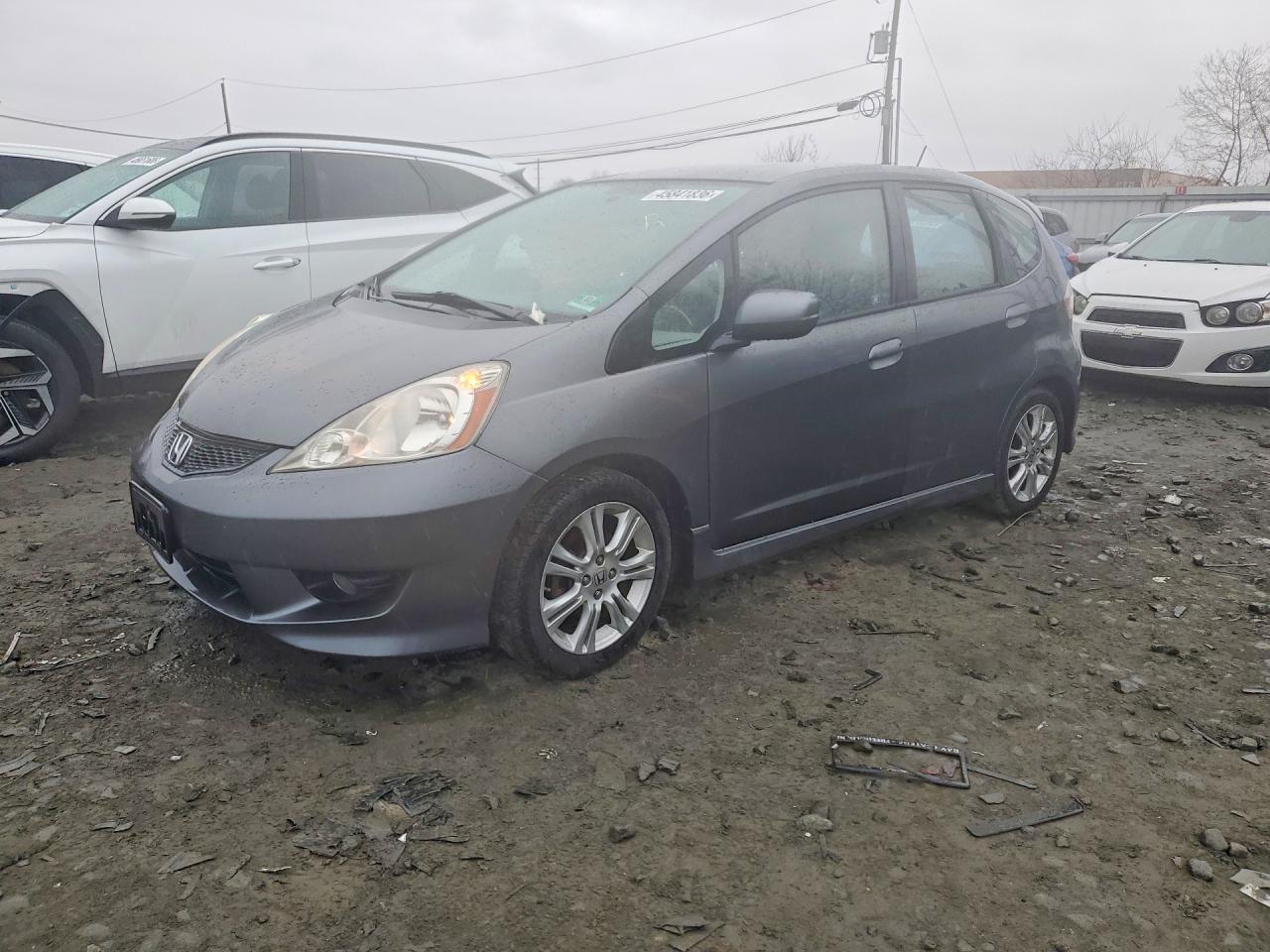 2011 Honda Fit Sport Gray vin: JHMGE8H52BC000175