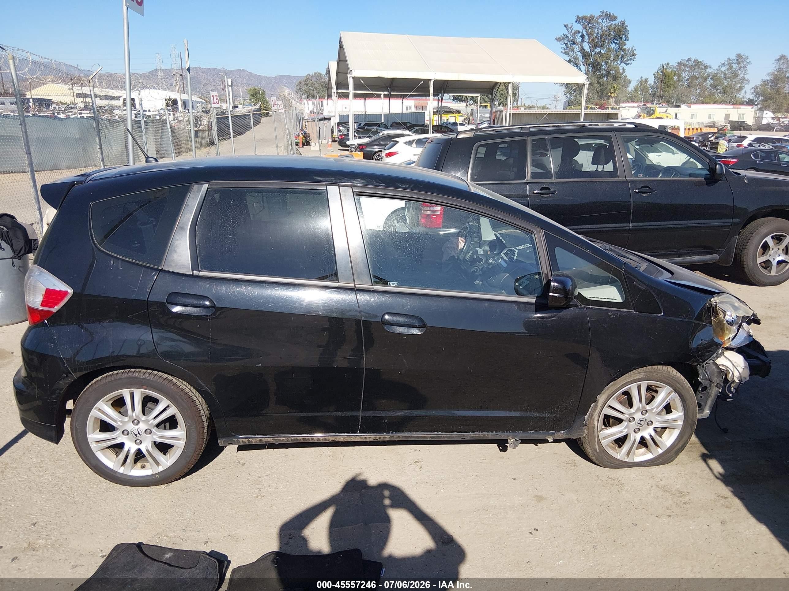 2011 Honda Fit Sport Black vin: JHMGE8H52BC004579