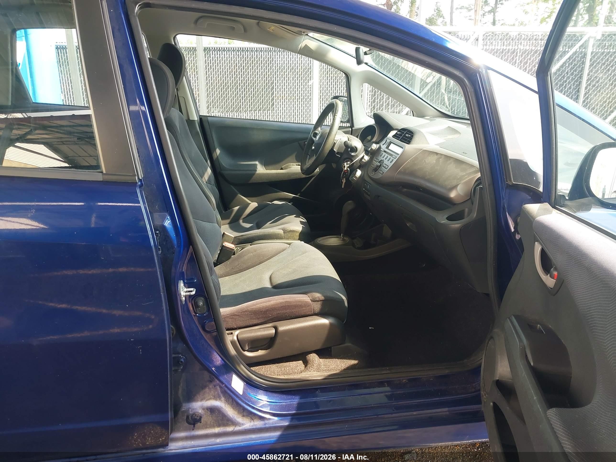 2011 Honda Fit Sport Blue vin: JHMGE8H52BC021527