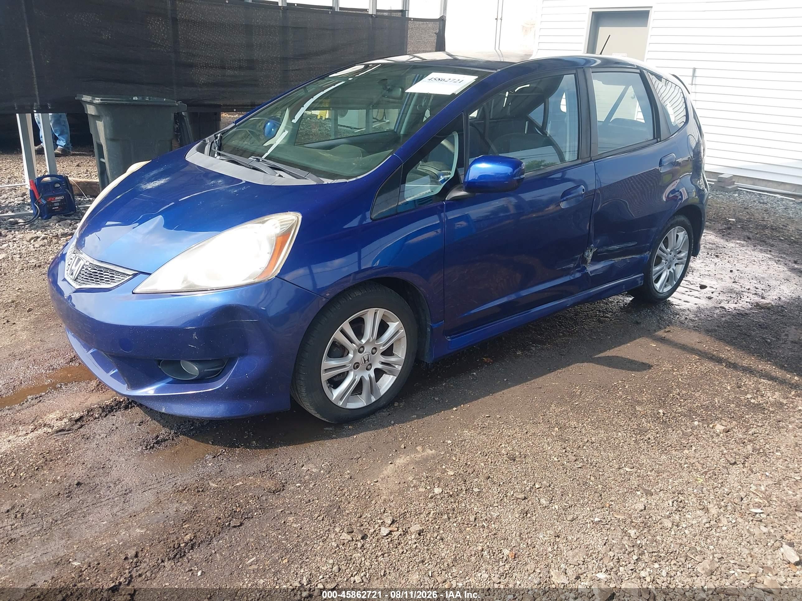 2011 Honda Fit Sport Blue vin: JHMGE8H52BC021527