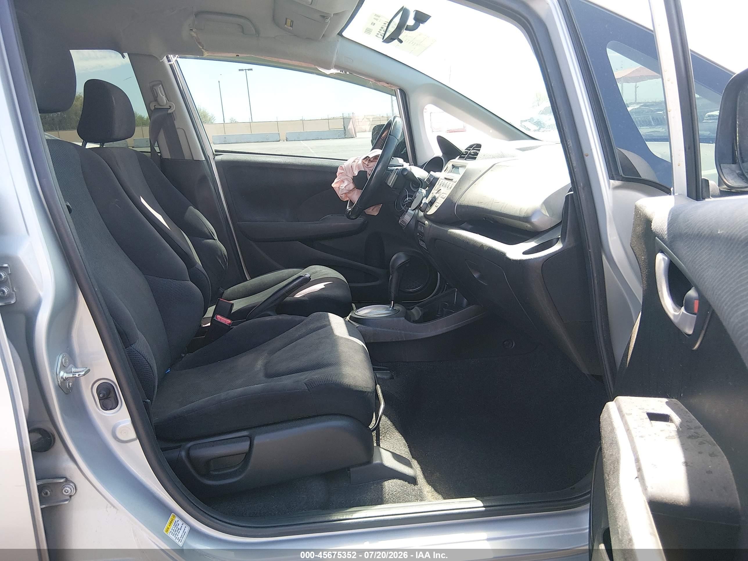 2011 Honda Fit Sport Gray vin: JHMGE8H52BS003518