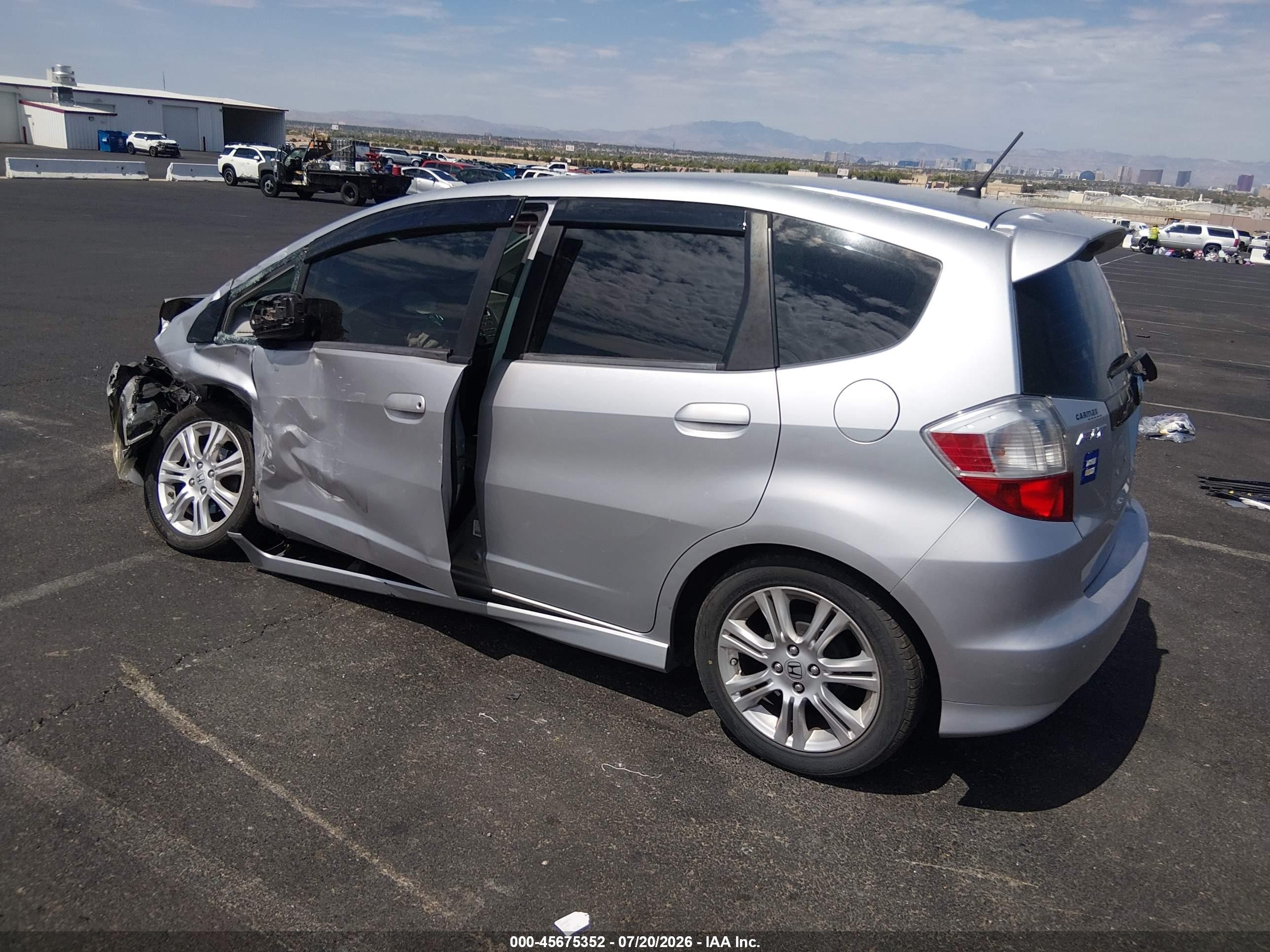 2011 Honda Fit Sport Gray vin: JHMGE8H52BS003518