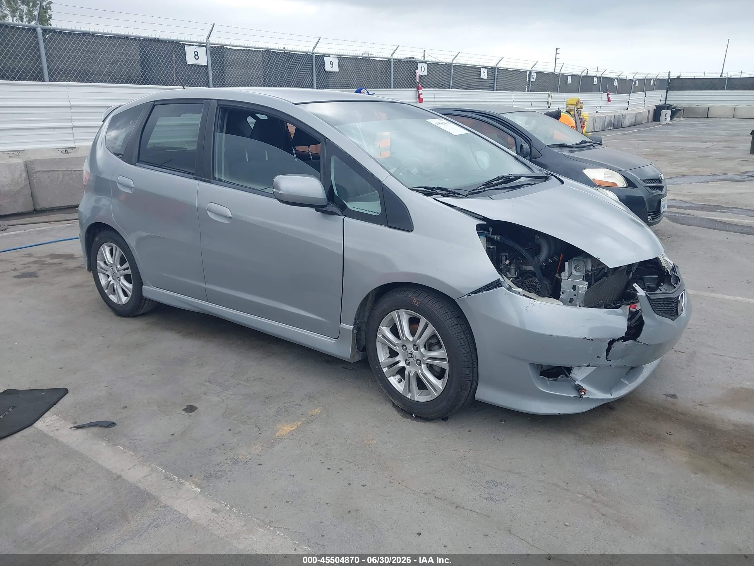 2011 Honda Fit Sport Gray vin: JHMGE8H52BS003650