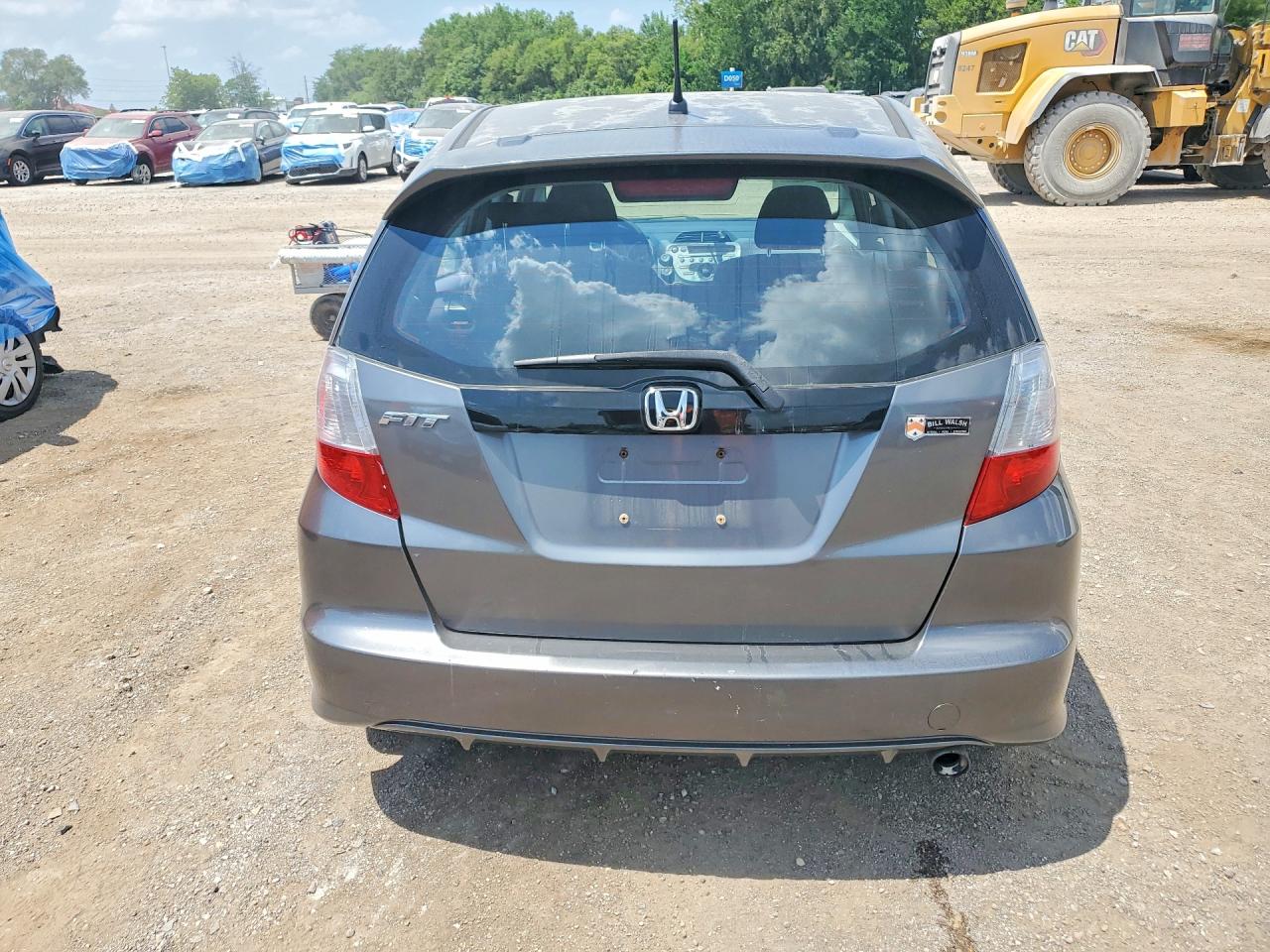 2011 Honda Fit Sport Charcoal vin: JHMGE8H52BS011196