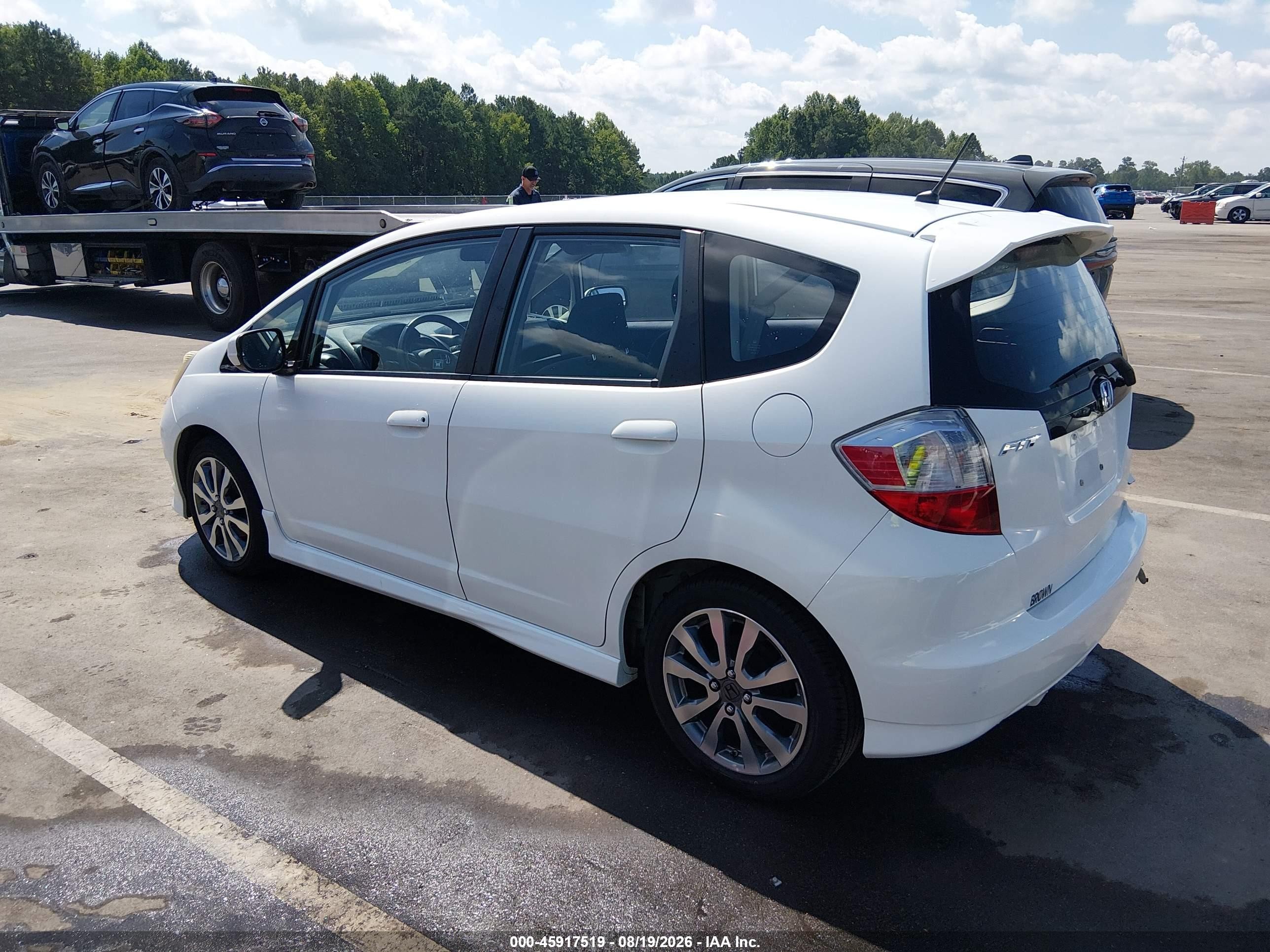 2012 Honda Fit Sport White vin: JHMGE8H52CC001585