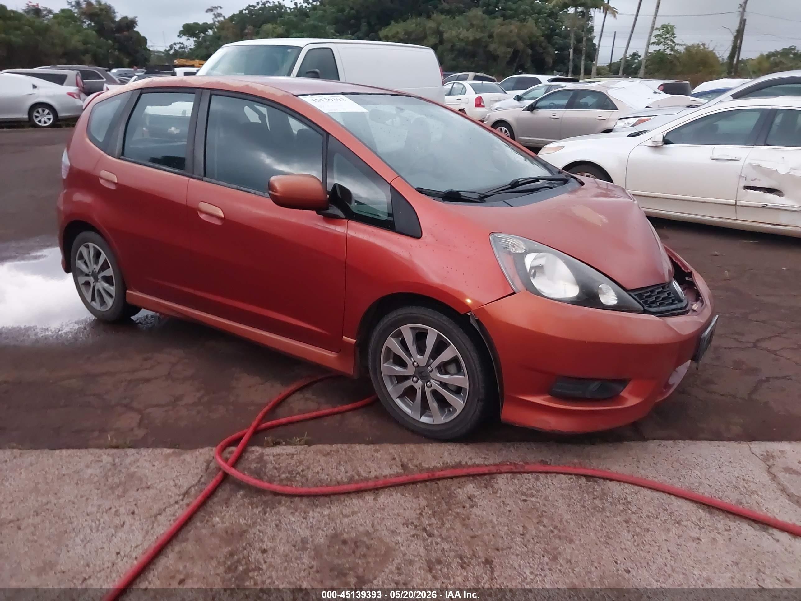 2012 Honda Fit Sport Orange vin: JHMGE8H52CC009122