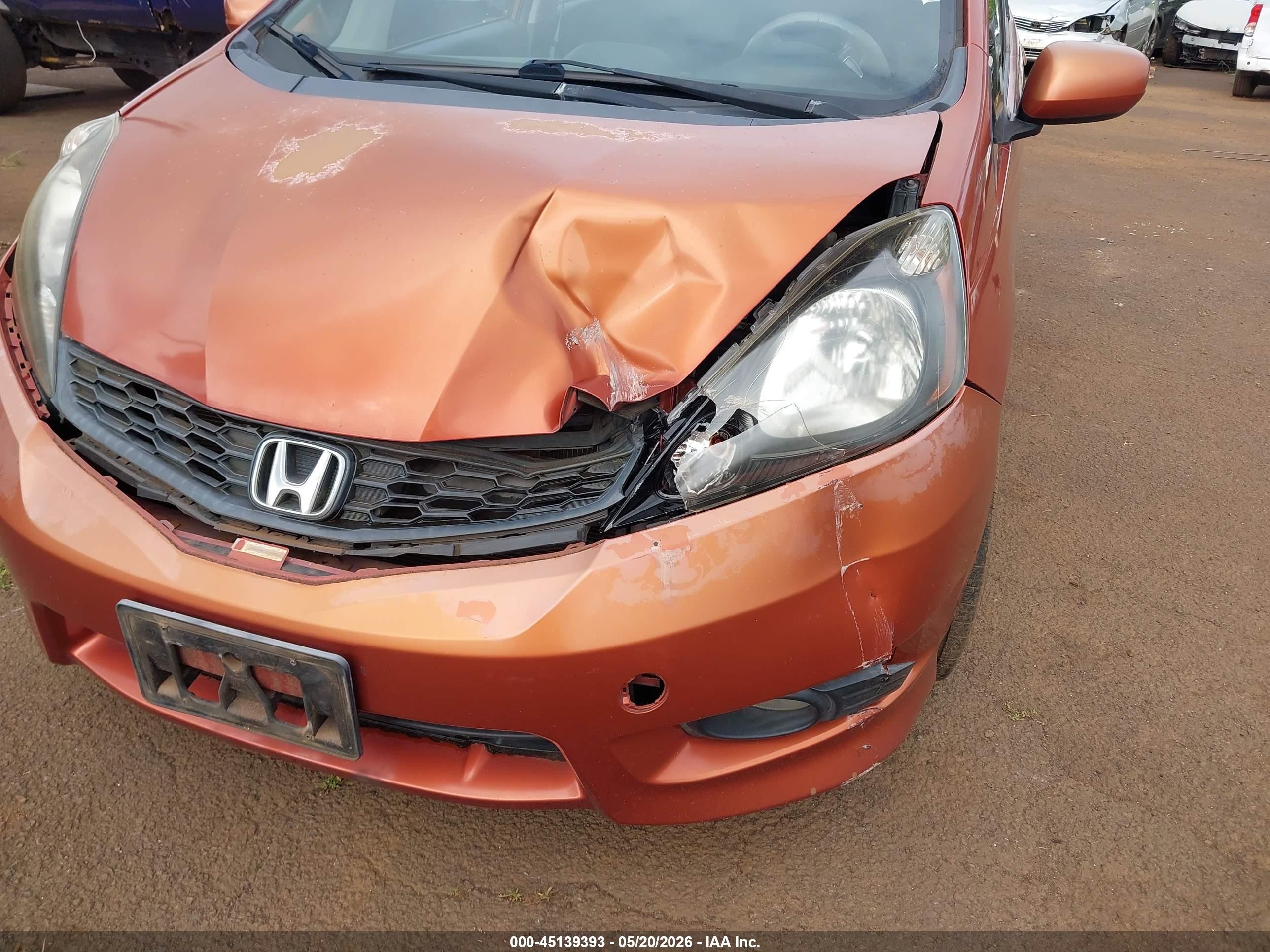 2012 Honda Fit Sport Orange vin: JHMGE8H52CC009122