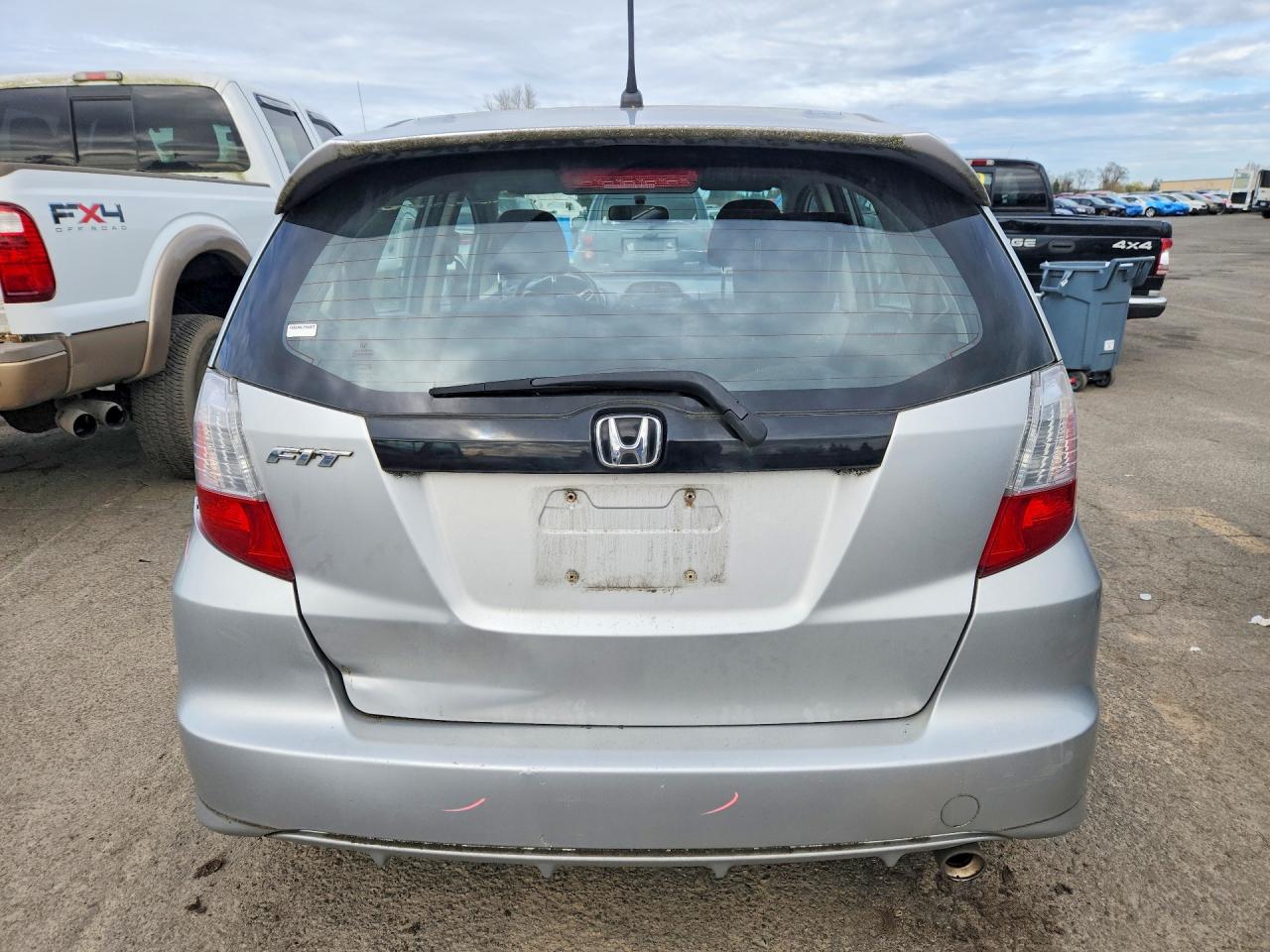 2012 Honda Fit Sport Серебряный vin: JHMGE8H52CC029791
