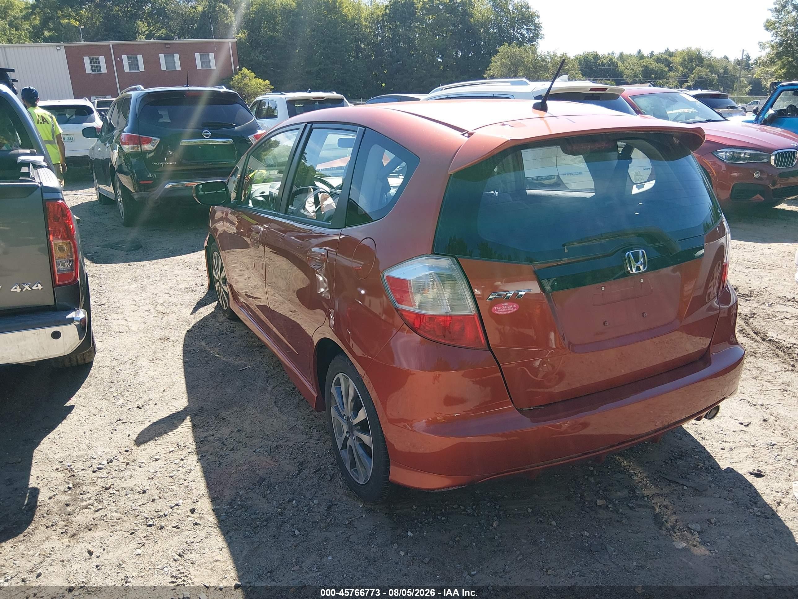 2012 Honda Fit Sport Orange vin: JHMGE8H52CC040211
