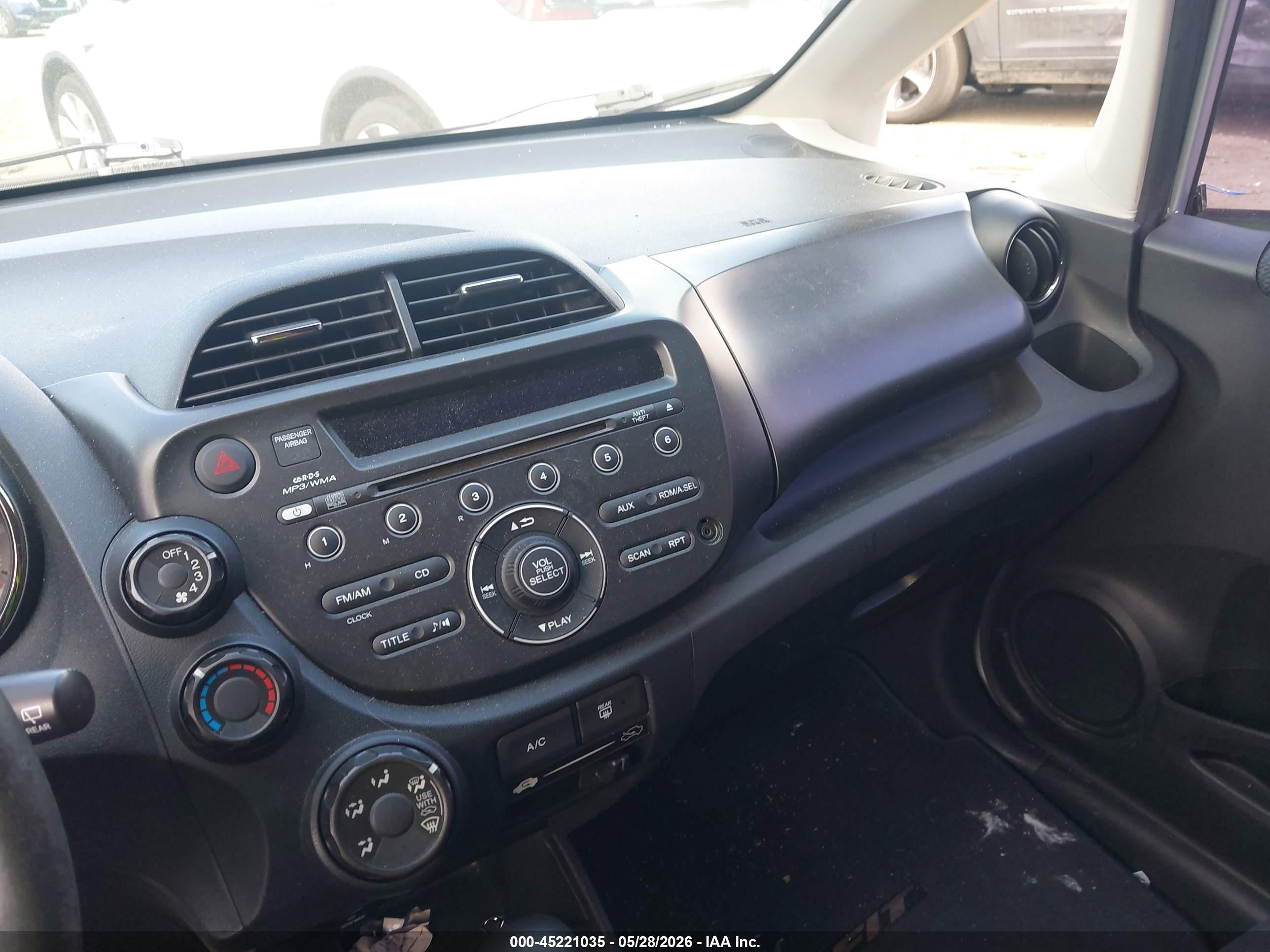 2013 Honda Fit Sport Серый vin: JHMGE8H52DC066129