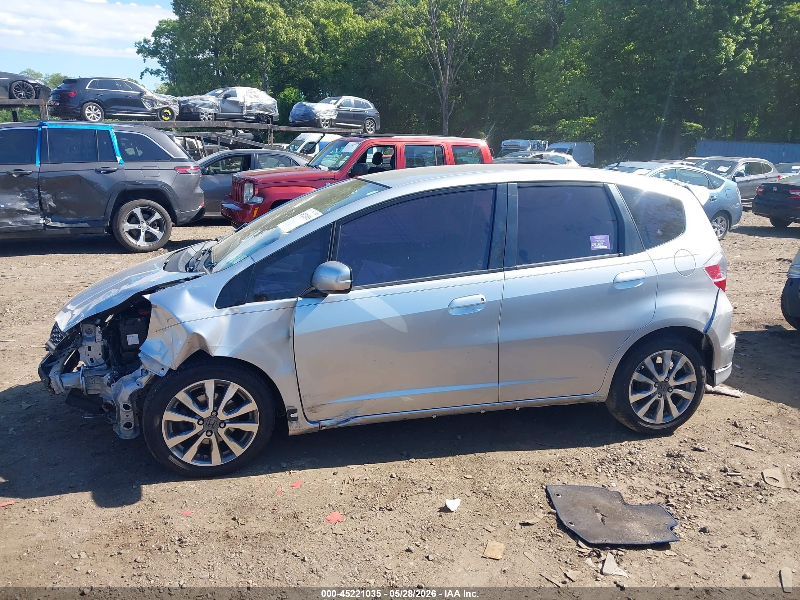 2013 Honda Fit Sport Серый vin: JHMGE8H52DC066129