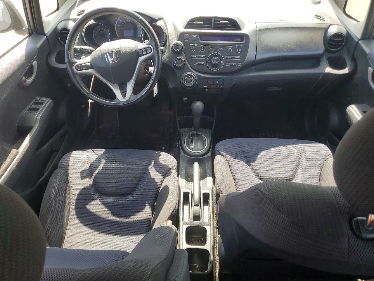 2013 Honda Fit Sport Gray vin: JHMGE8H52DC074828