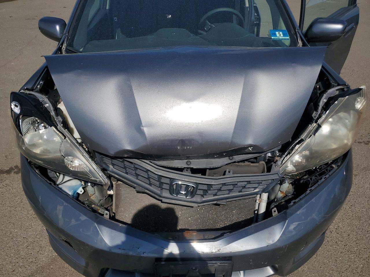 2013 Honda Fit Sport Gray vin: JHMGE8H52DC074828