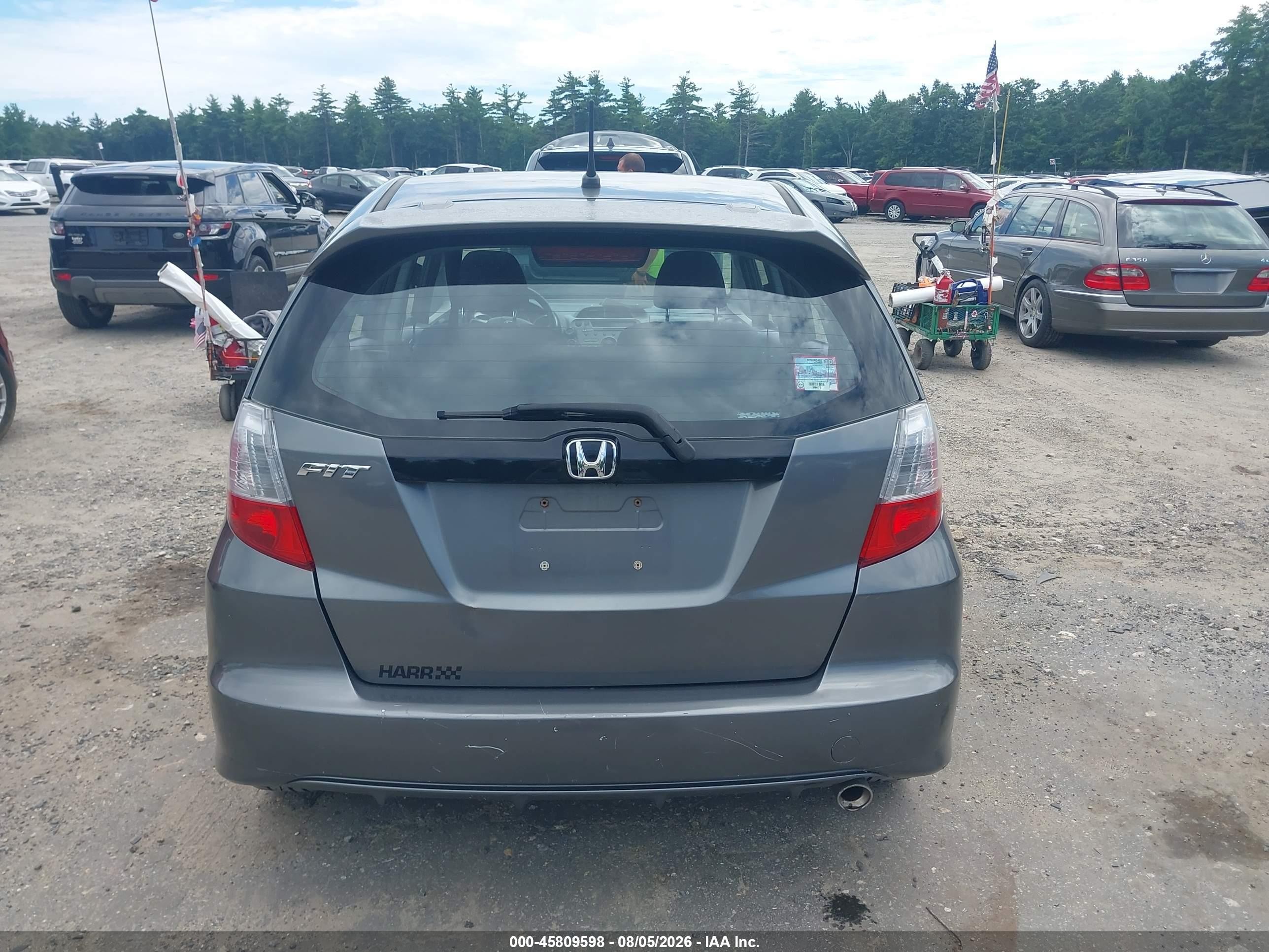 2011 Honda Fit Sport Gray vin: JHMGE8H53BC009659