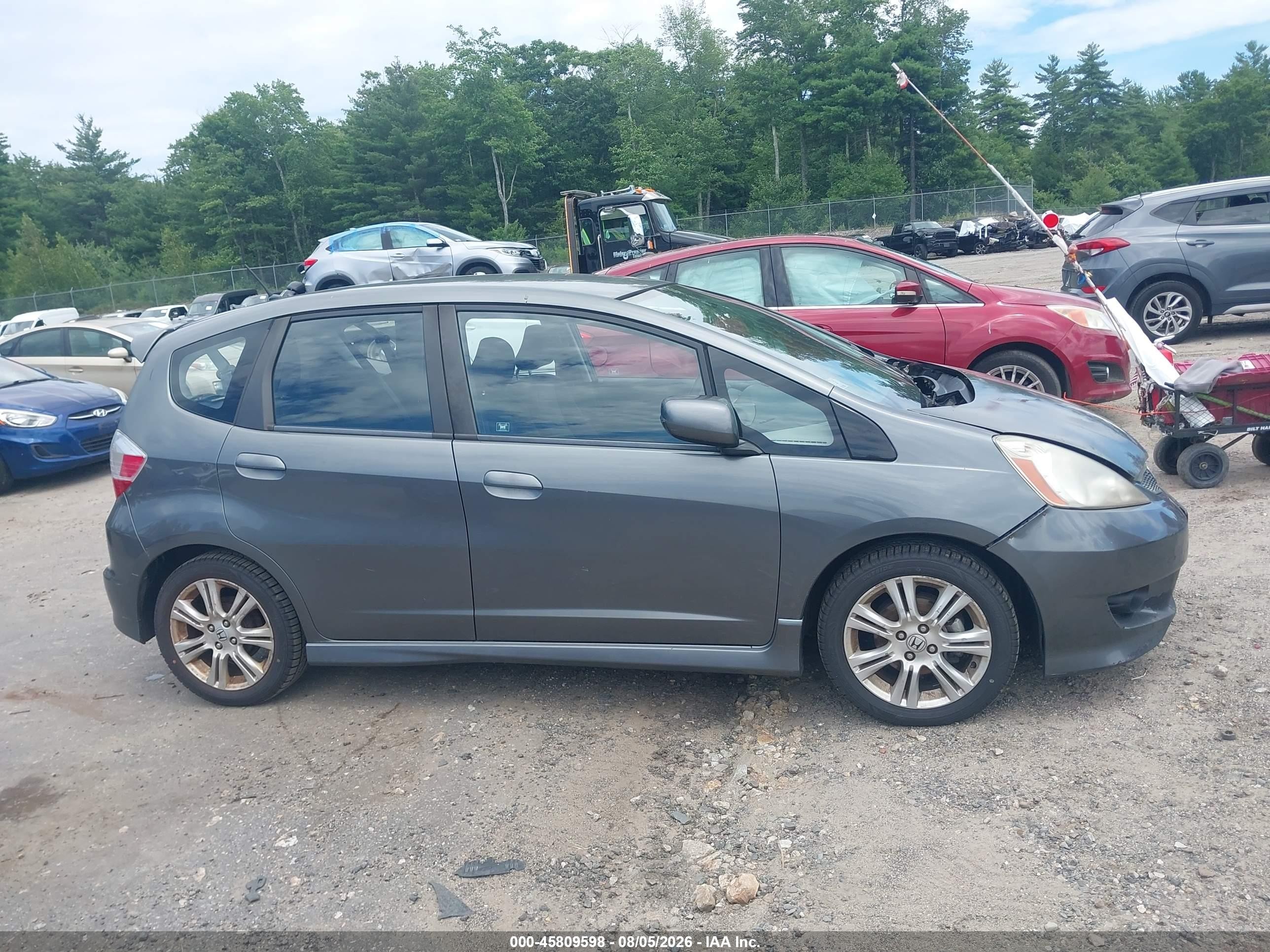 2011 Honda Fit Sport Gray vin: JHMGE8H53BC009659
