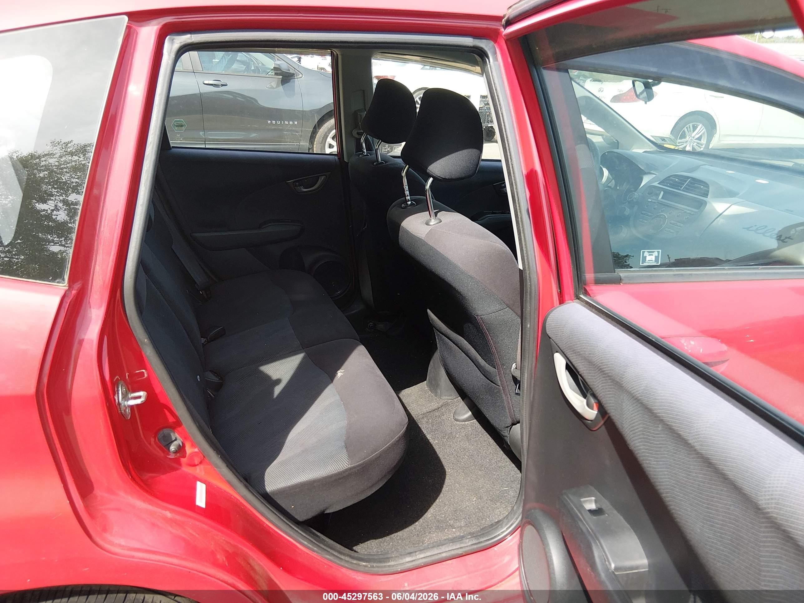 2011 Honda Fit Sport Red vin: JHMGE8H53BC015848