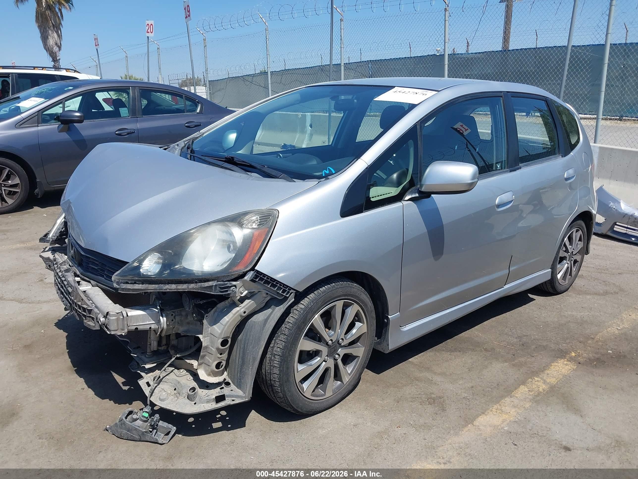2012 Honda Fit Sport Silver vin: JHMGE8H53CC011414