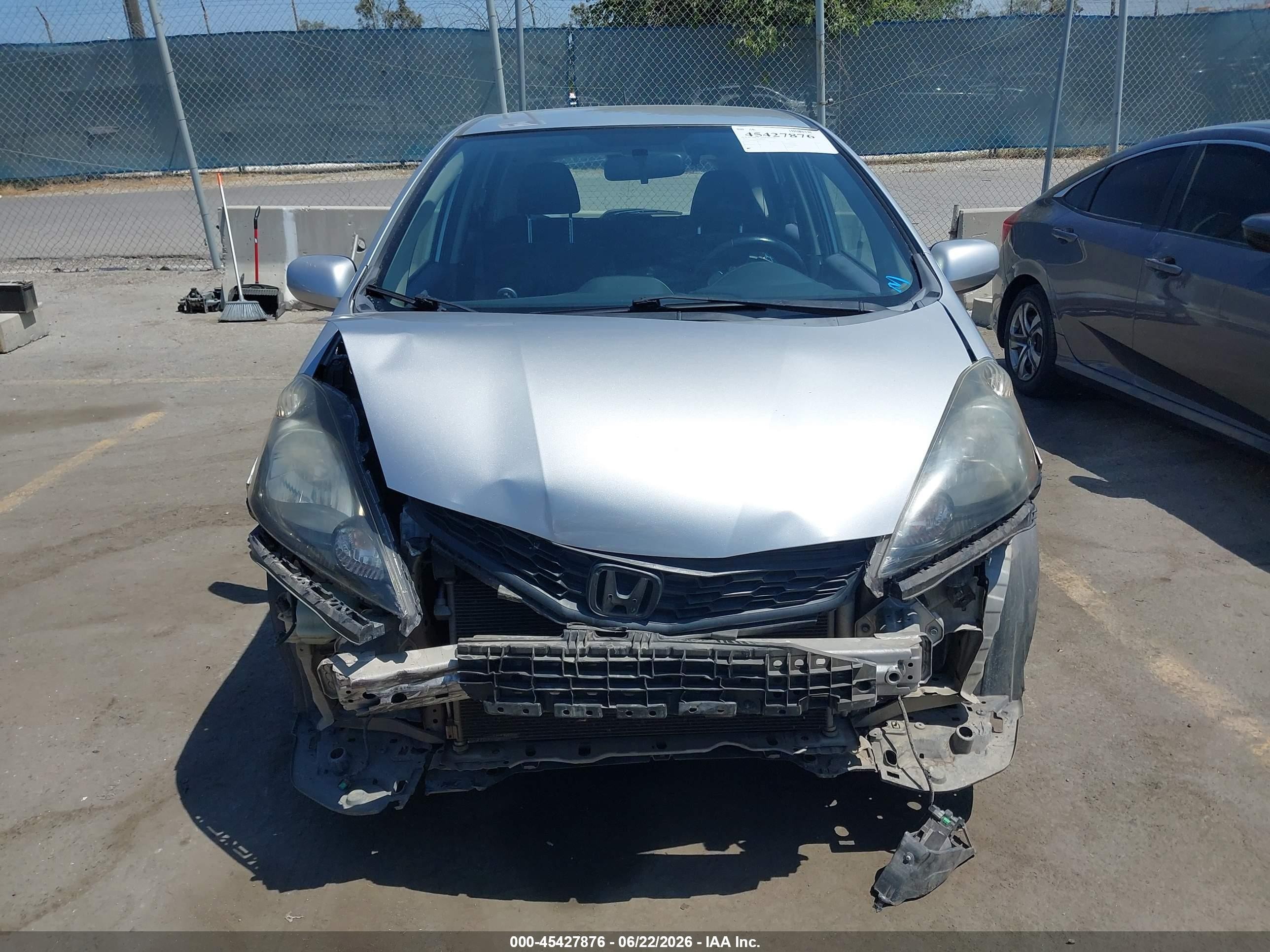2012 Honda Fit Sport Silver vin: JHMGE8H53CC011414