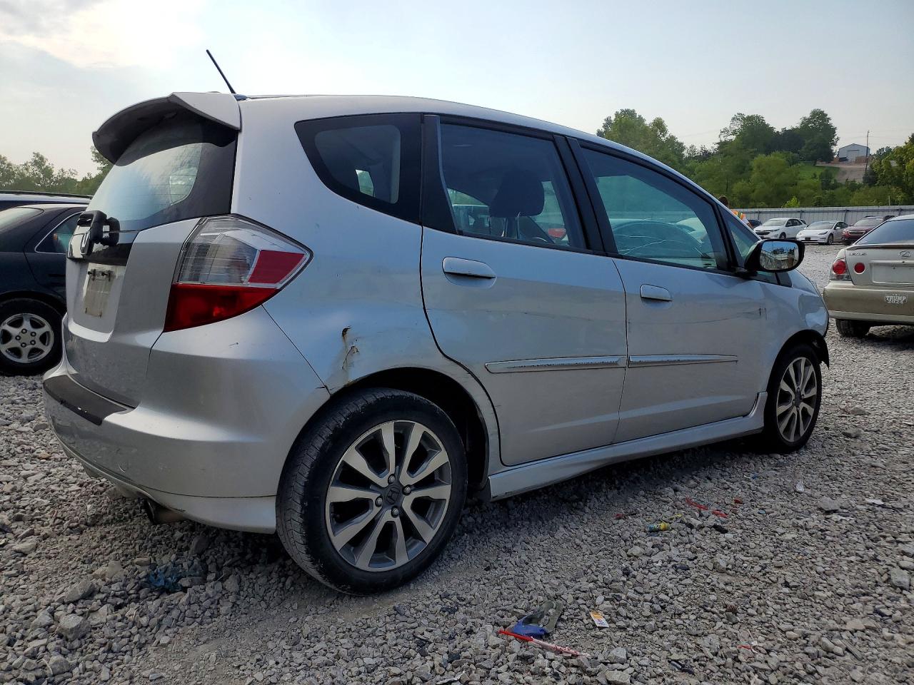 2012 Honda Fit Sport Silver vin: JHMGE8H53CC022347