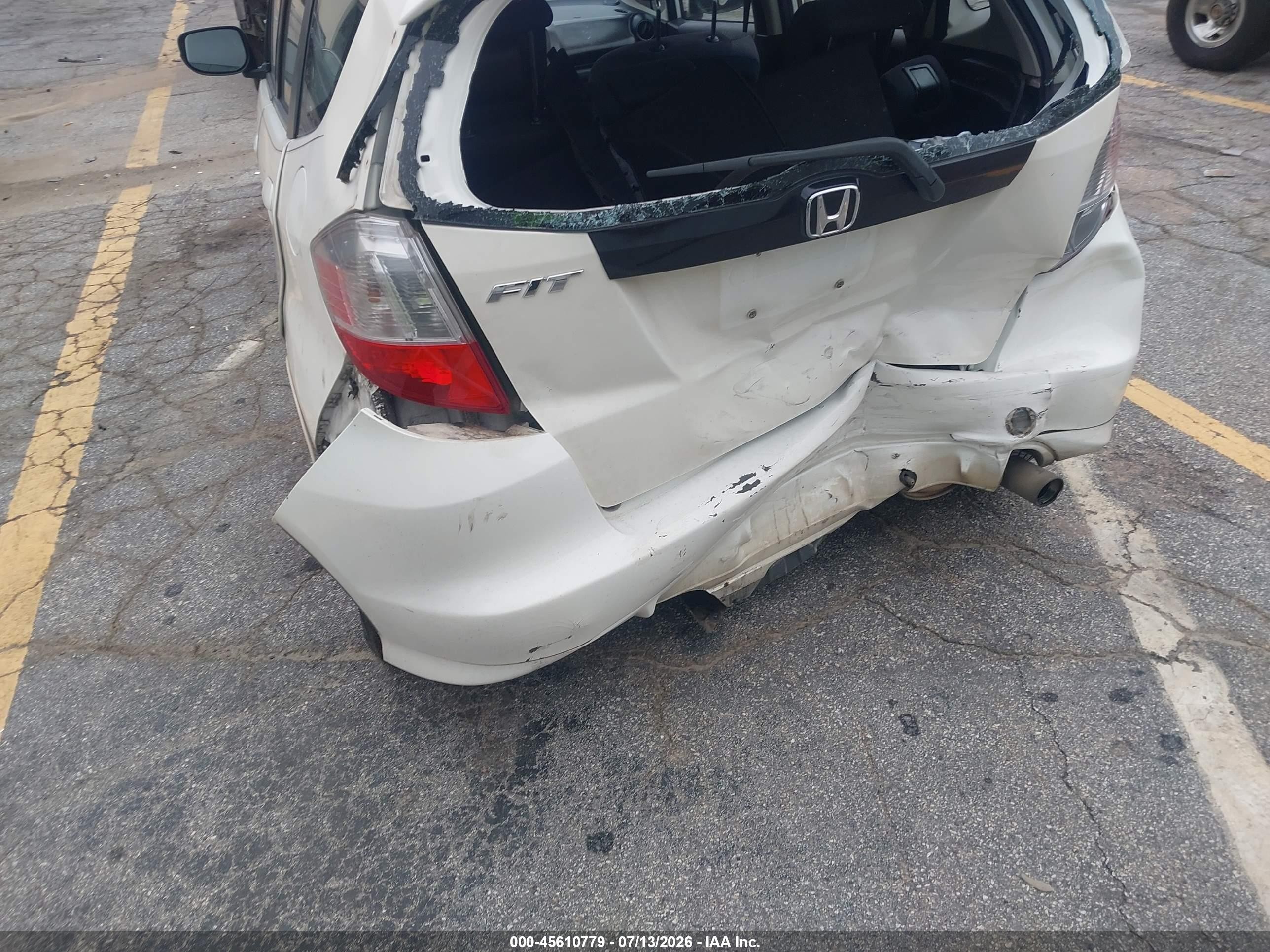 2012 Honda Fit Sport White vin: JHMGE8H53CC027774