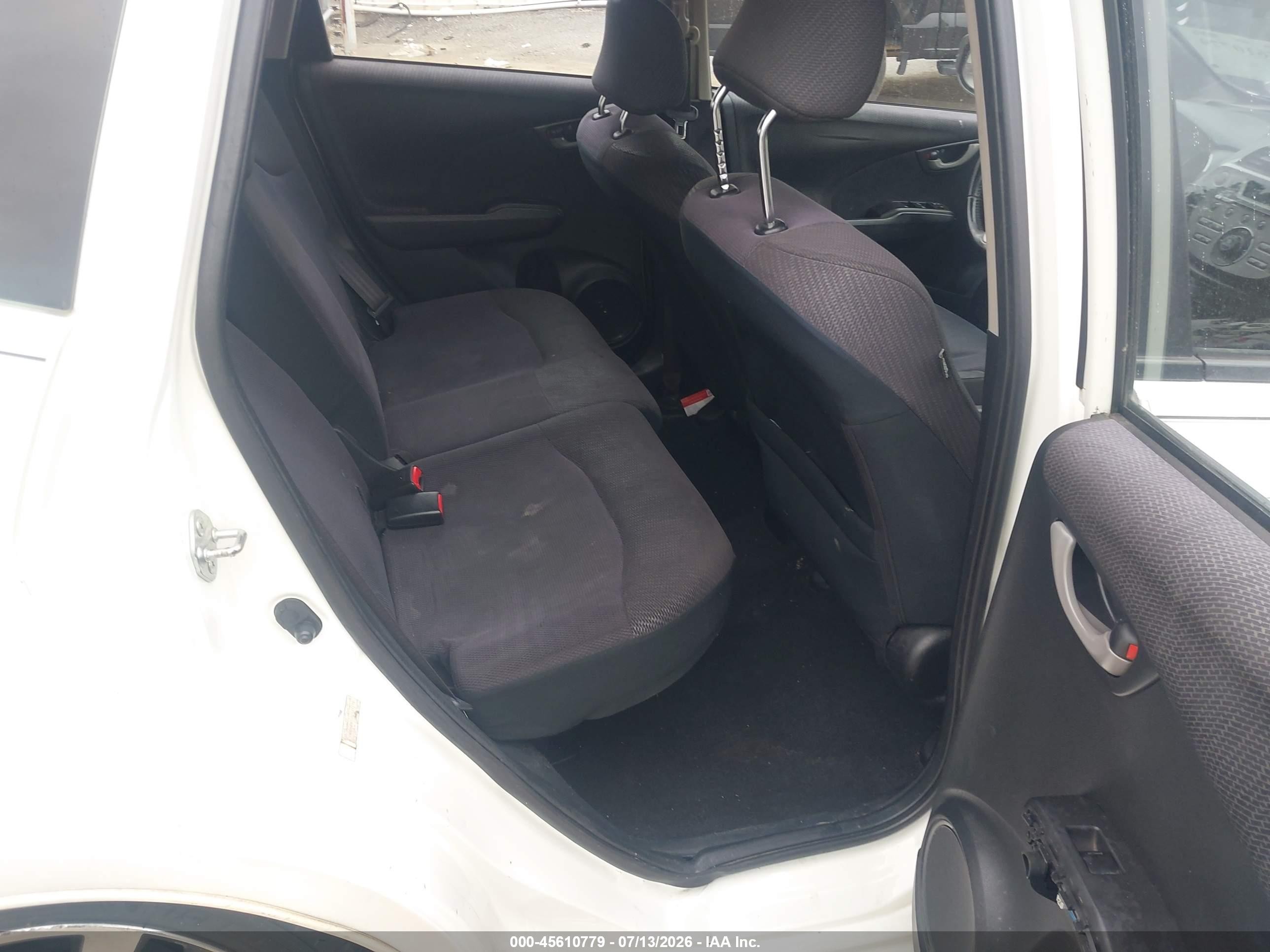 2012 Honda Fit Sport White vin: JHMGE8H53CC027774