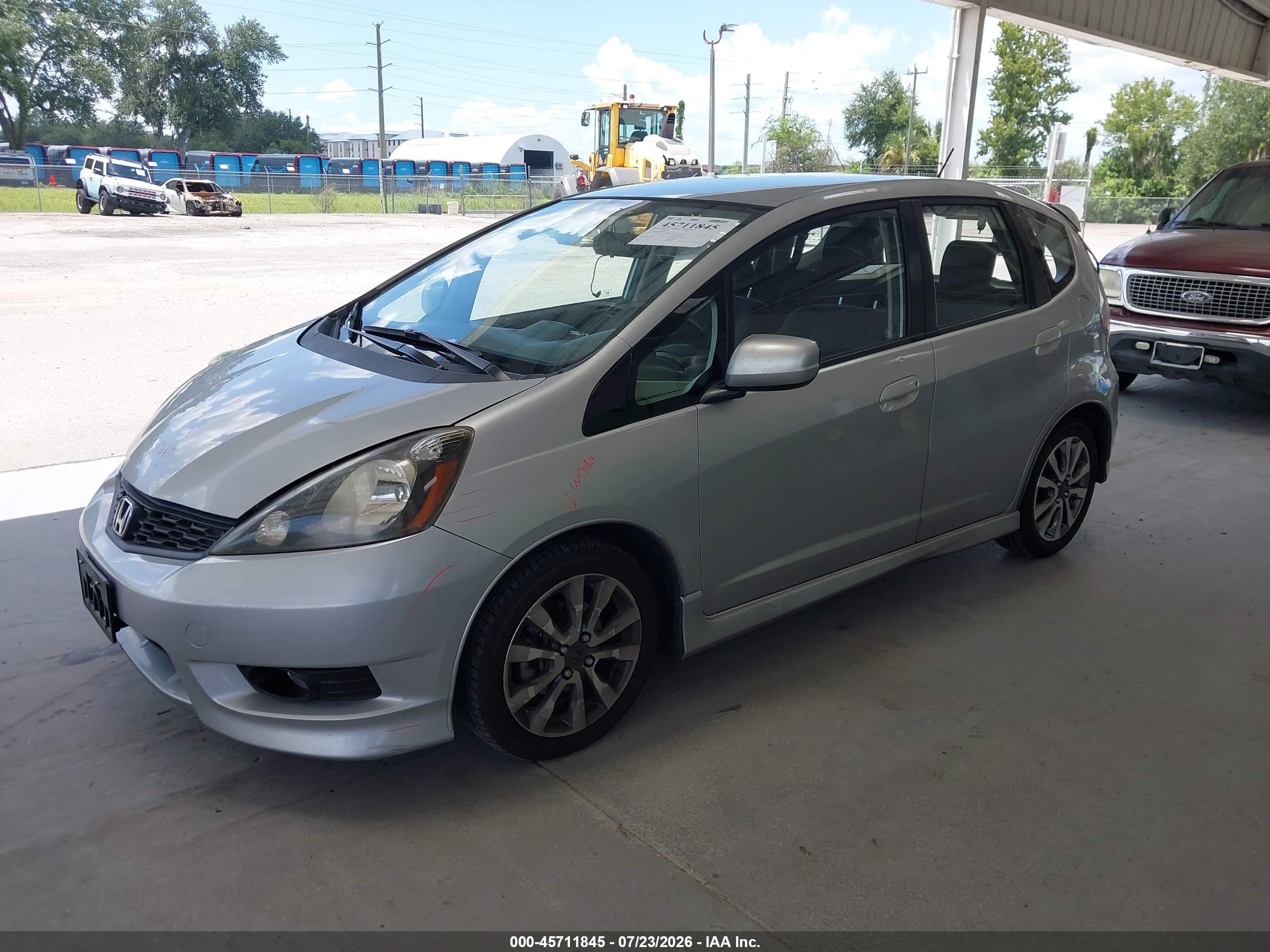 2012 Honda Fit Sport Silver vin: JHMGE8H53CC029332