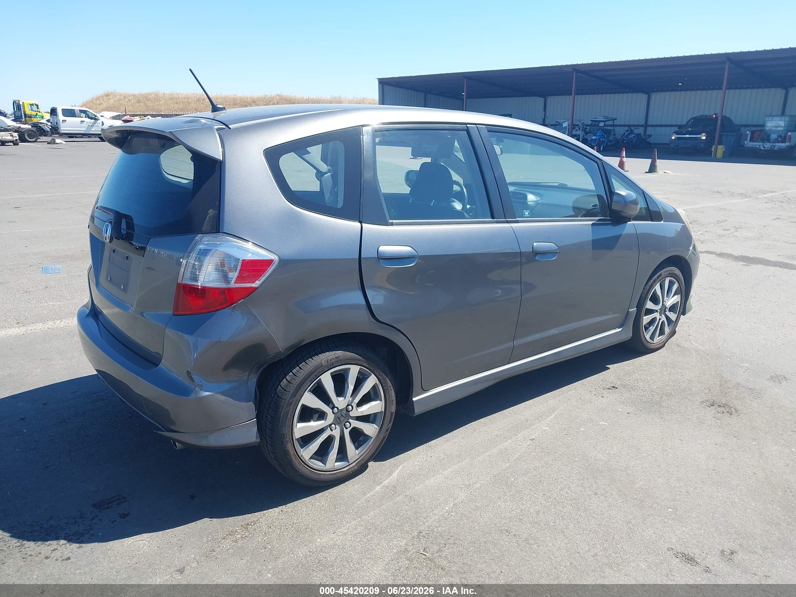 2012 Honda Fit Sport Gray vin: JHMGE8H53CC034935