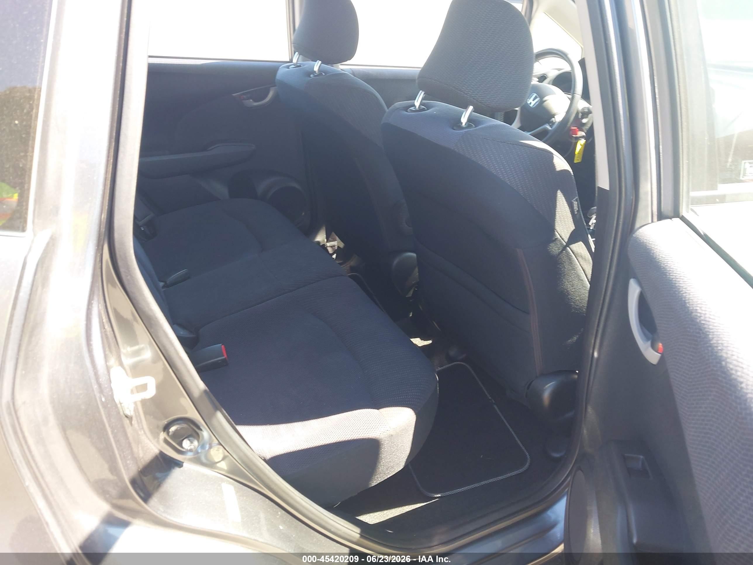 2012 Honda Fit Sport Gray vin: JHMGE8H53CC034935