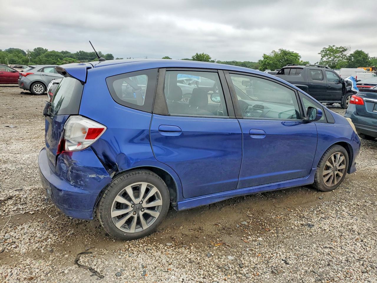 2013 Honda Fit Sport Blue vin: JHMGE8H53DC023225