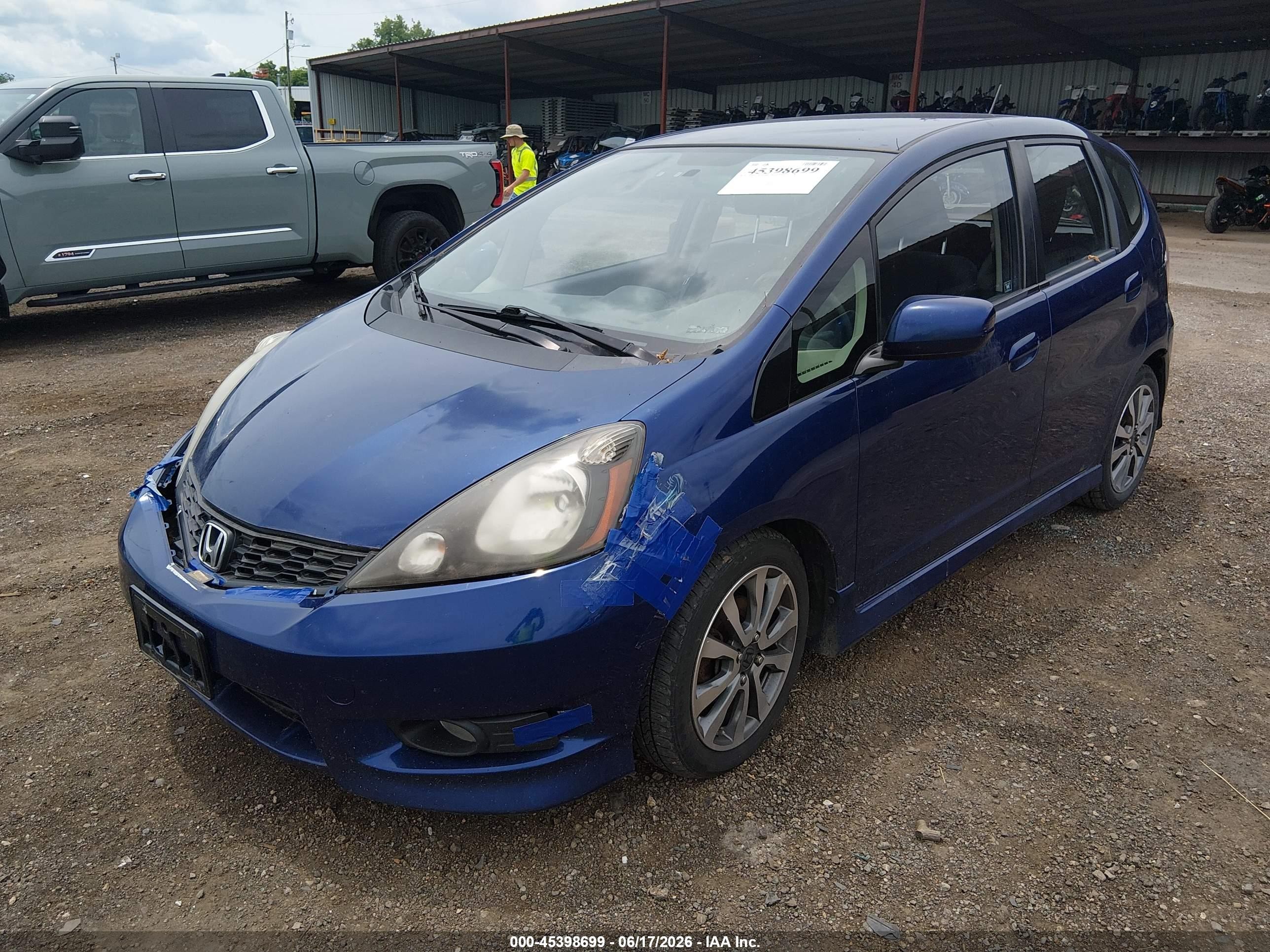 2013 Honda Fit Sport Синий vin: JHMGE8H53DC063224