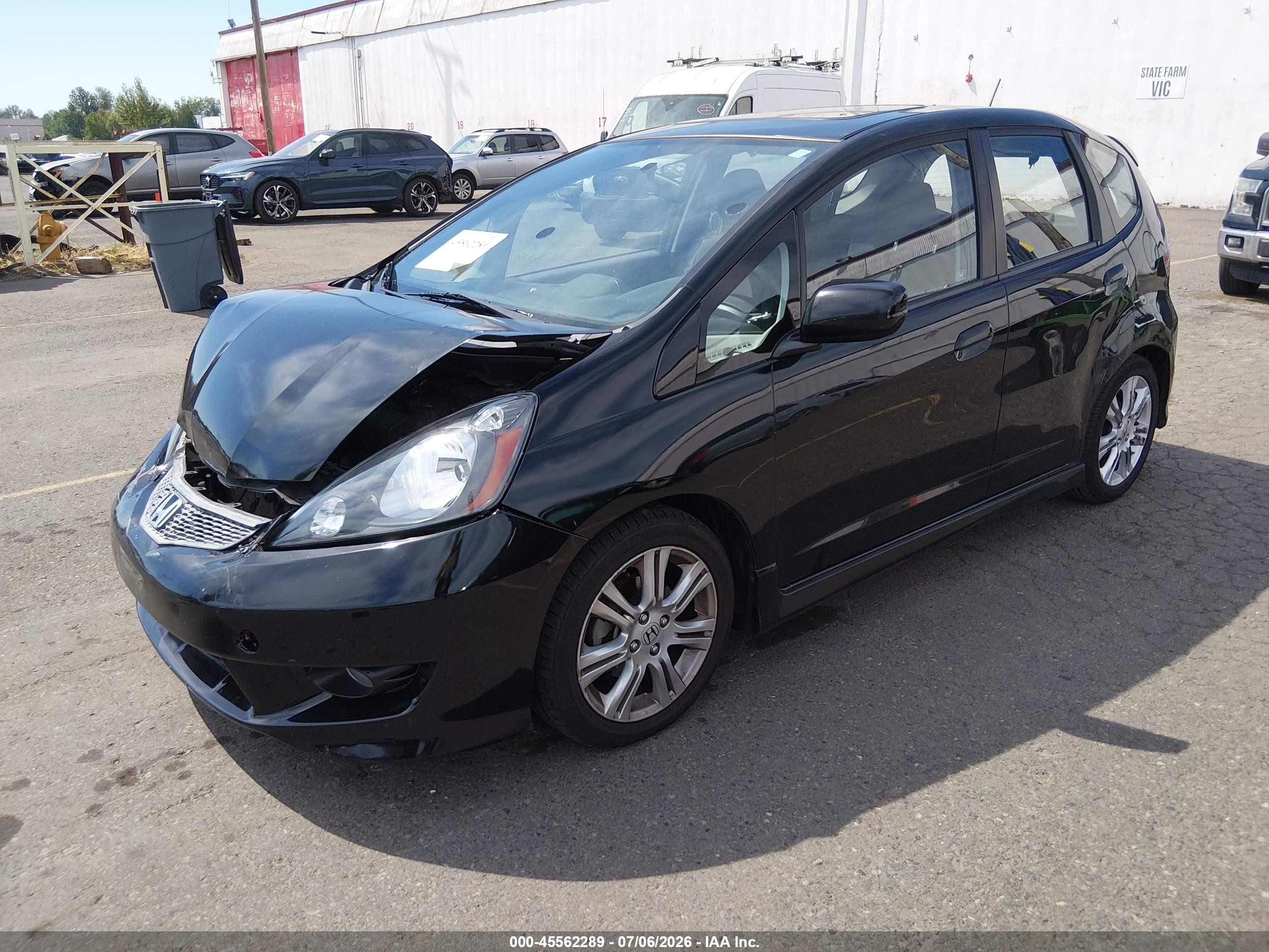2011 Honda Fit Sport Черный vin: JHMGE8H54BC012022