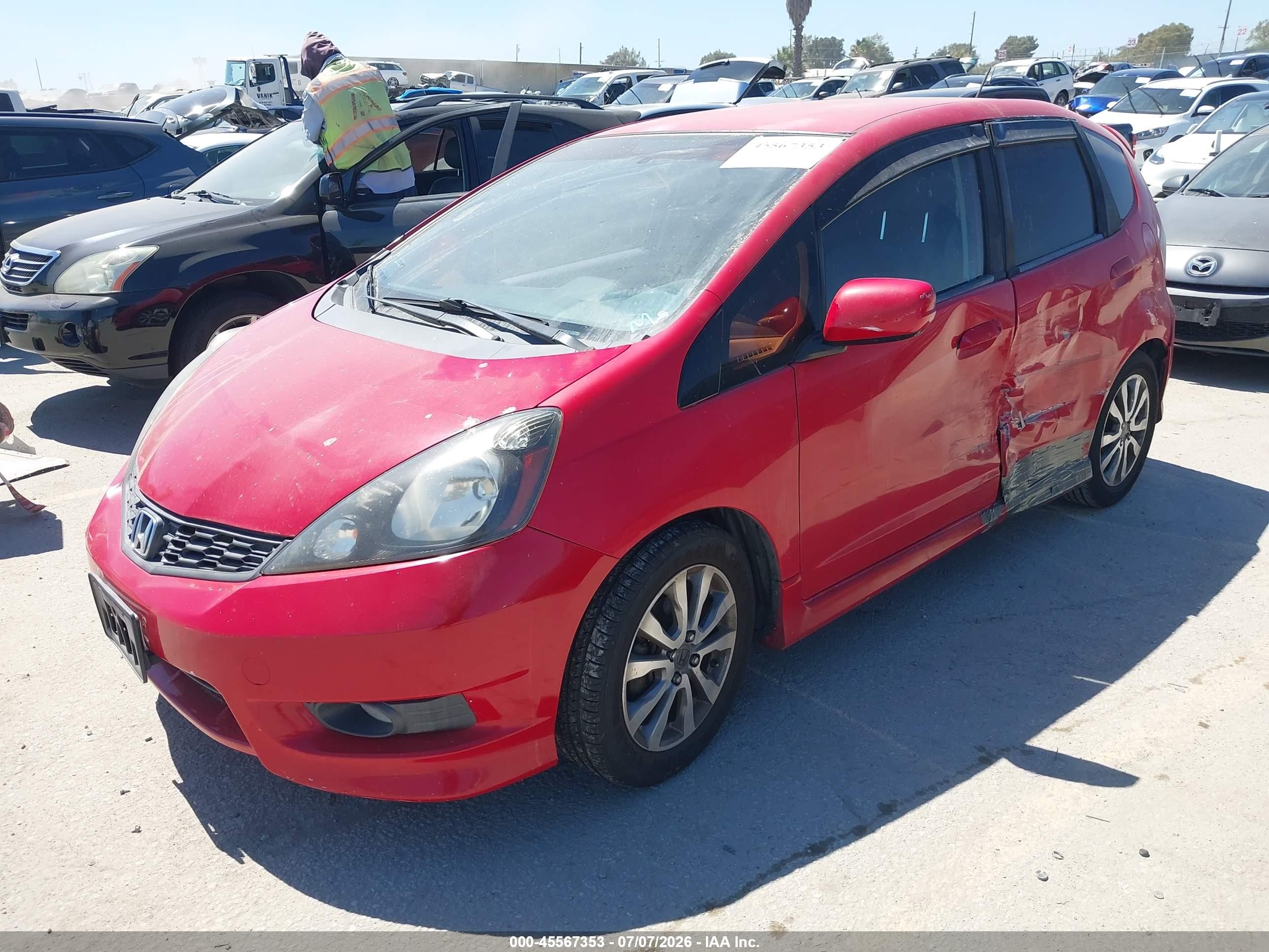 2012 Honda Fit Sport Red vin: JHMGE8H54CC008487
