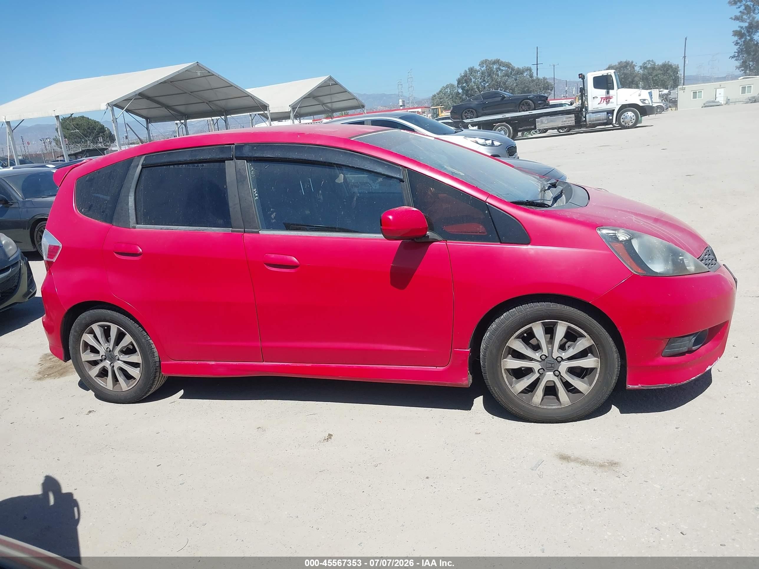 2012 Honda Fit Sport Red vin: JHMGE8H54CC008487
