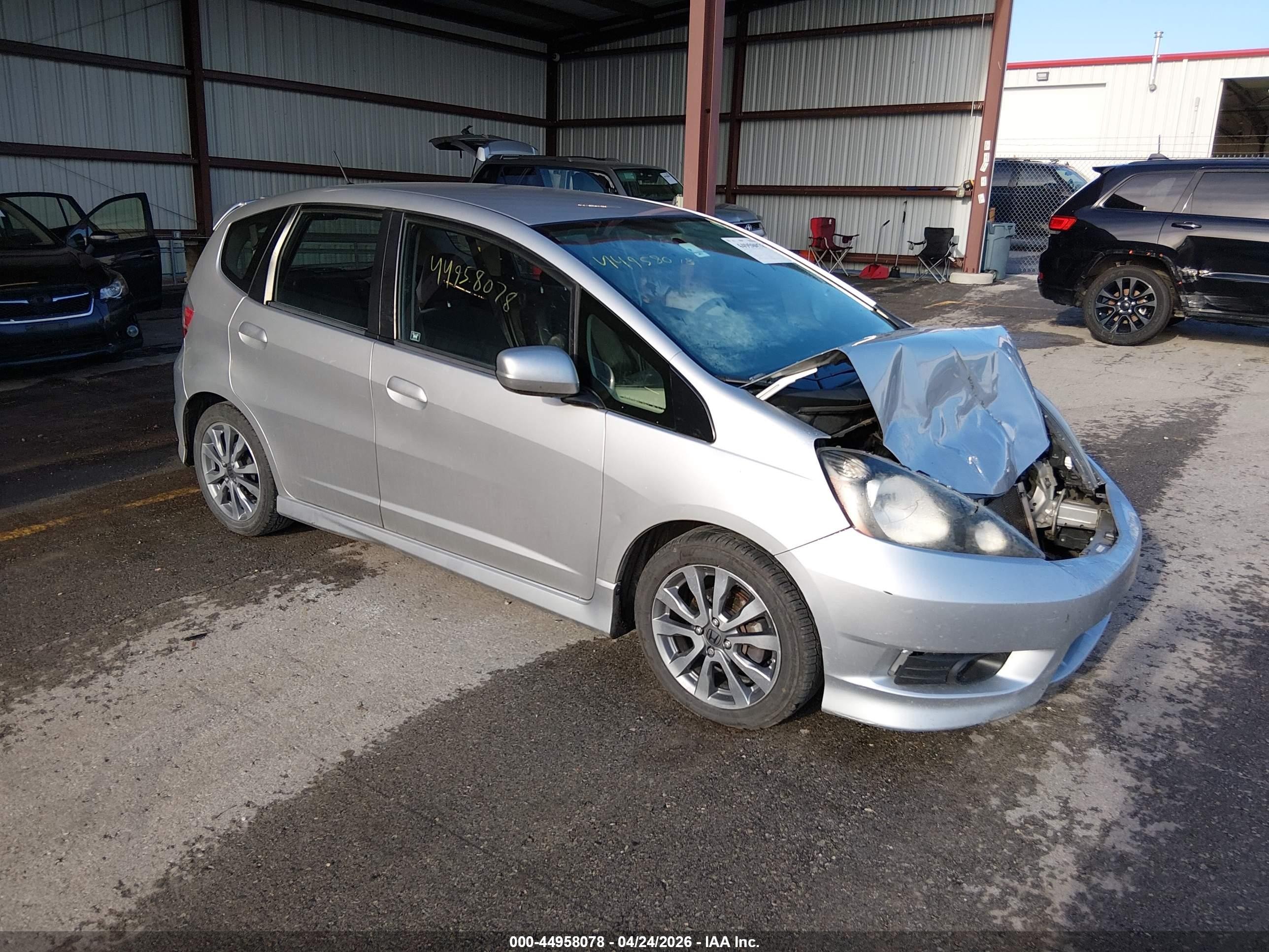 2012 Honda Fit Sport Gray vin: JHMGE8H54CC009008