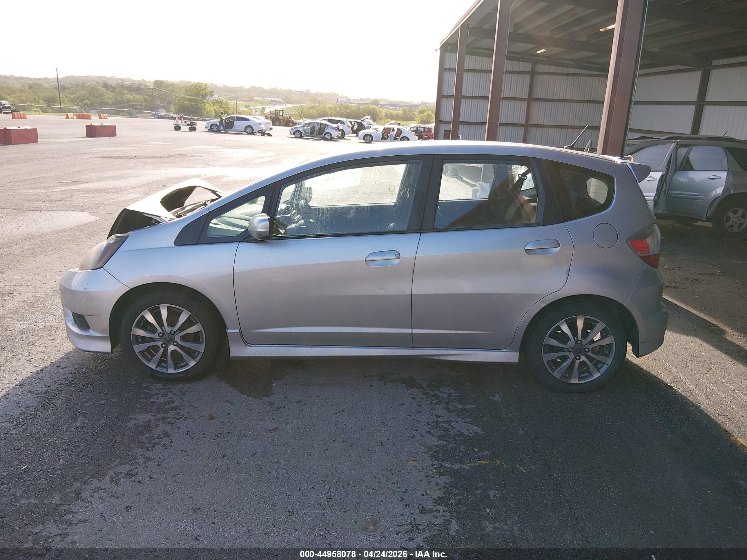 2012 Honda Fit Sport Gray vin: JHMGE8H54CC009008