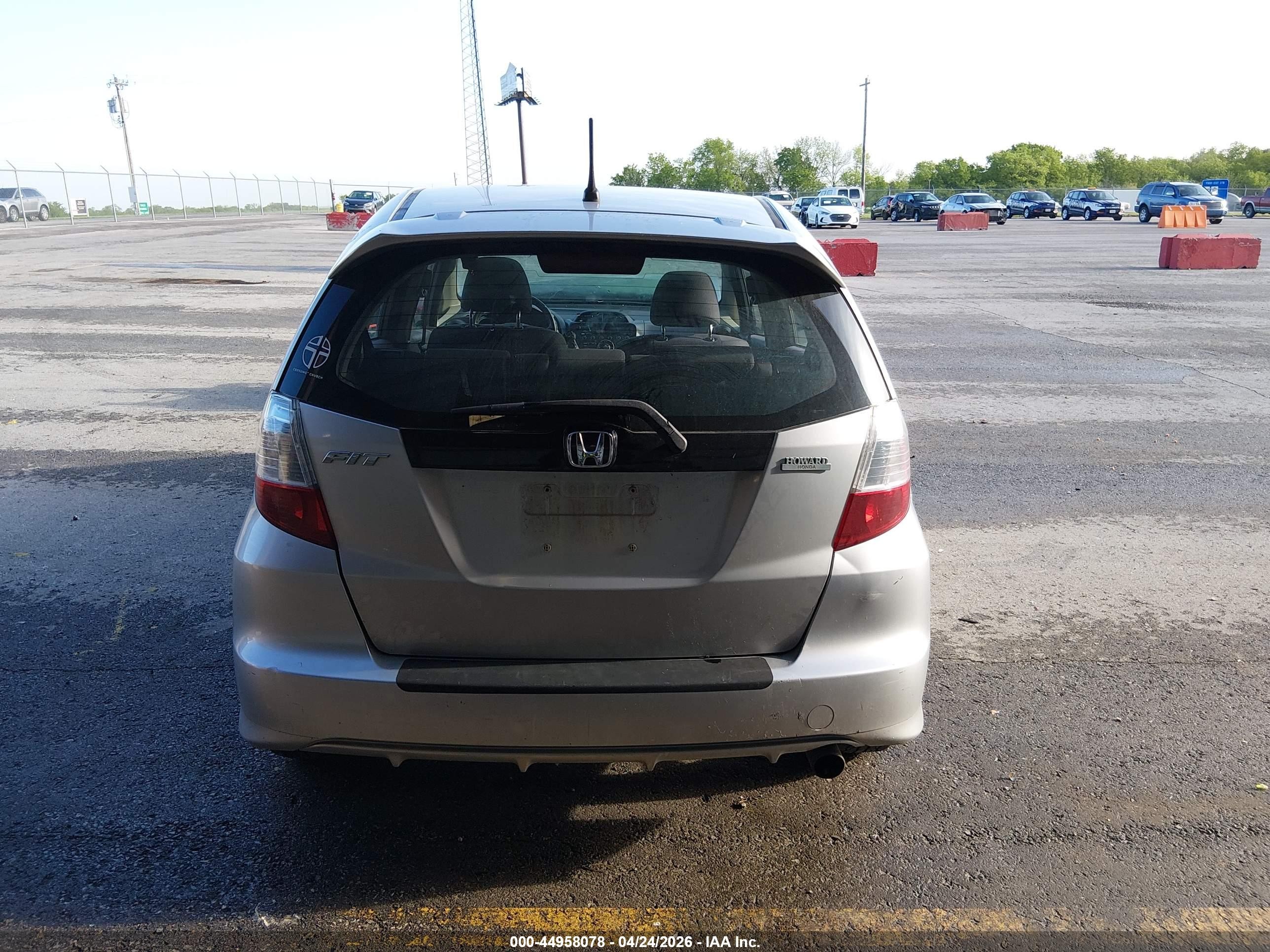 2012 Honda Fit Sport Gray vin: JHMGE8H54CC009008