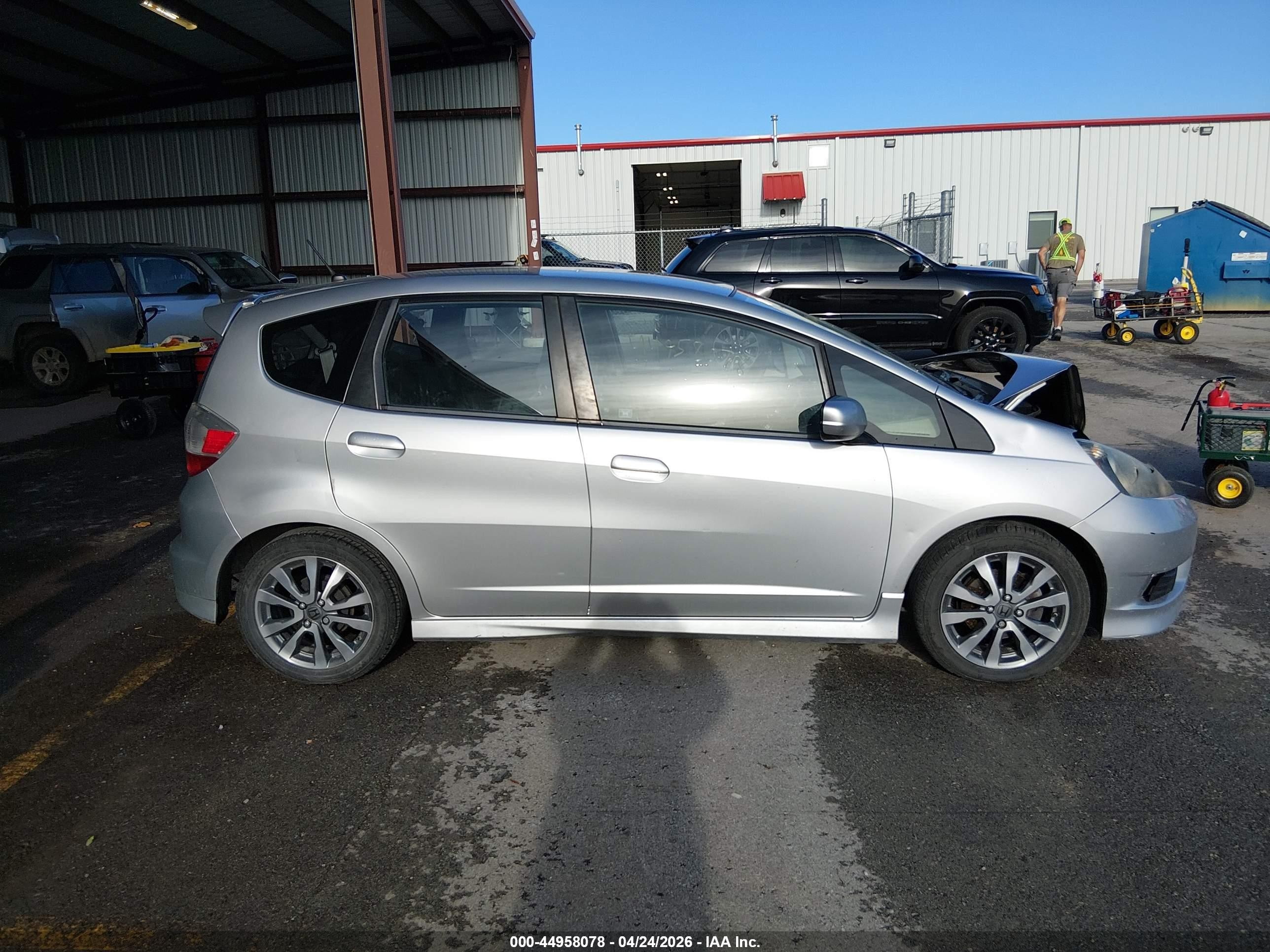 2012 Honda Fit Sport Gray vin: JHMGE8H54CC009008