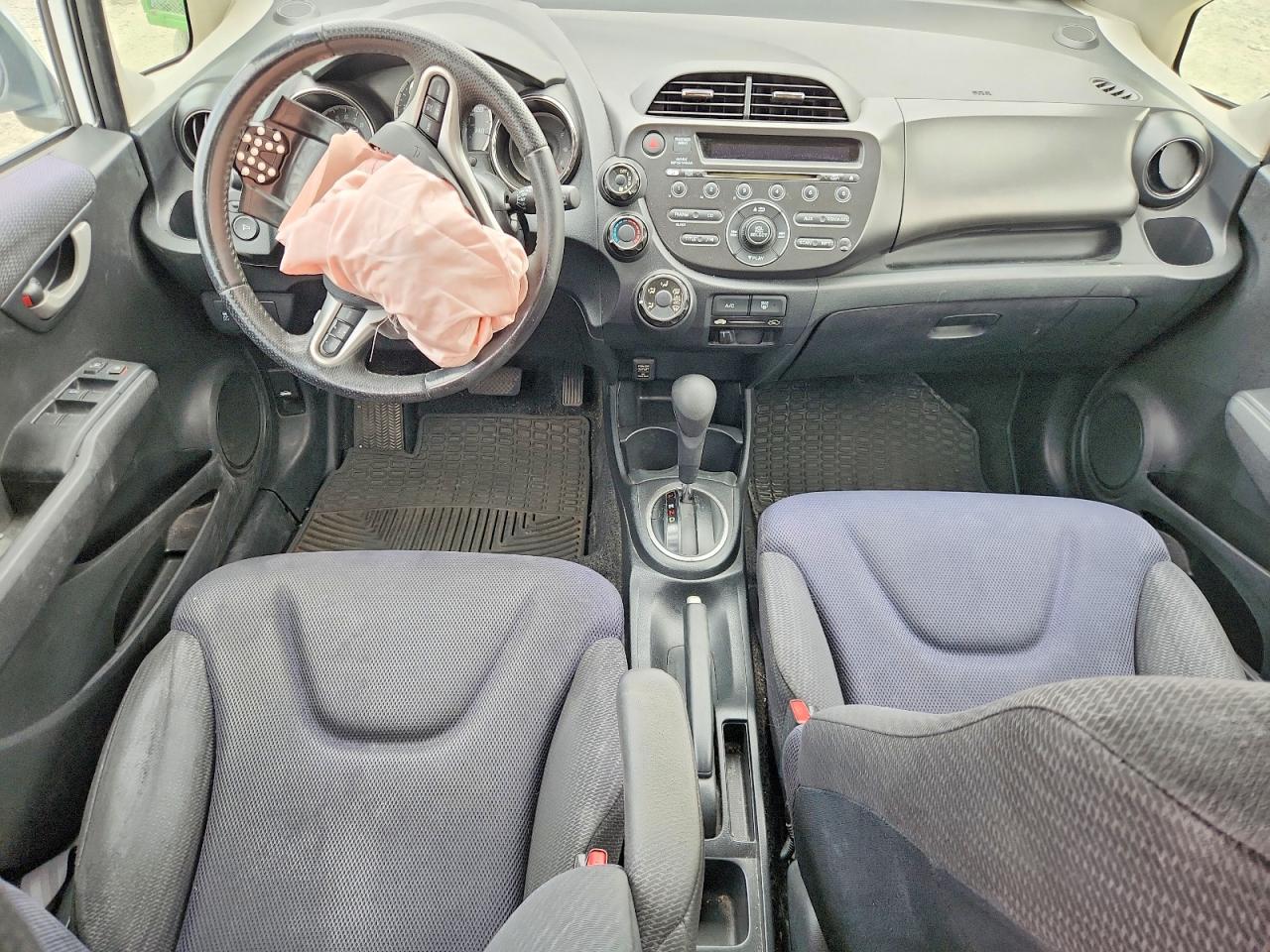2012 Honda Fit Sport White vin: JHMGE8H54CC040095