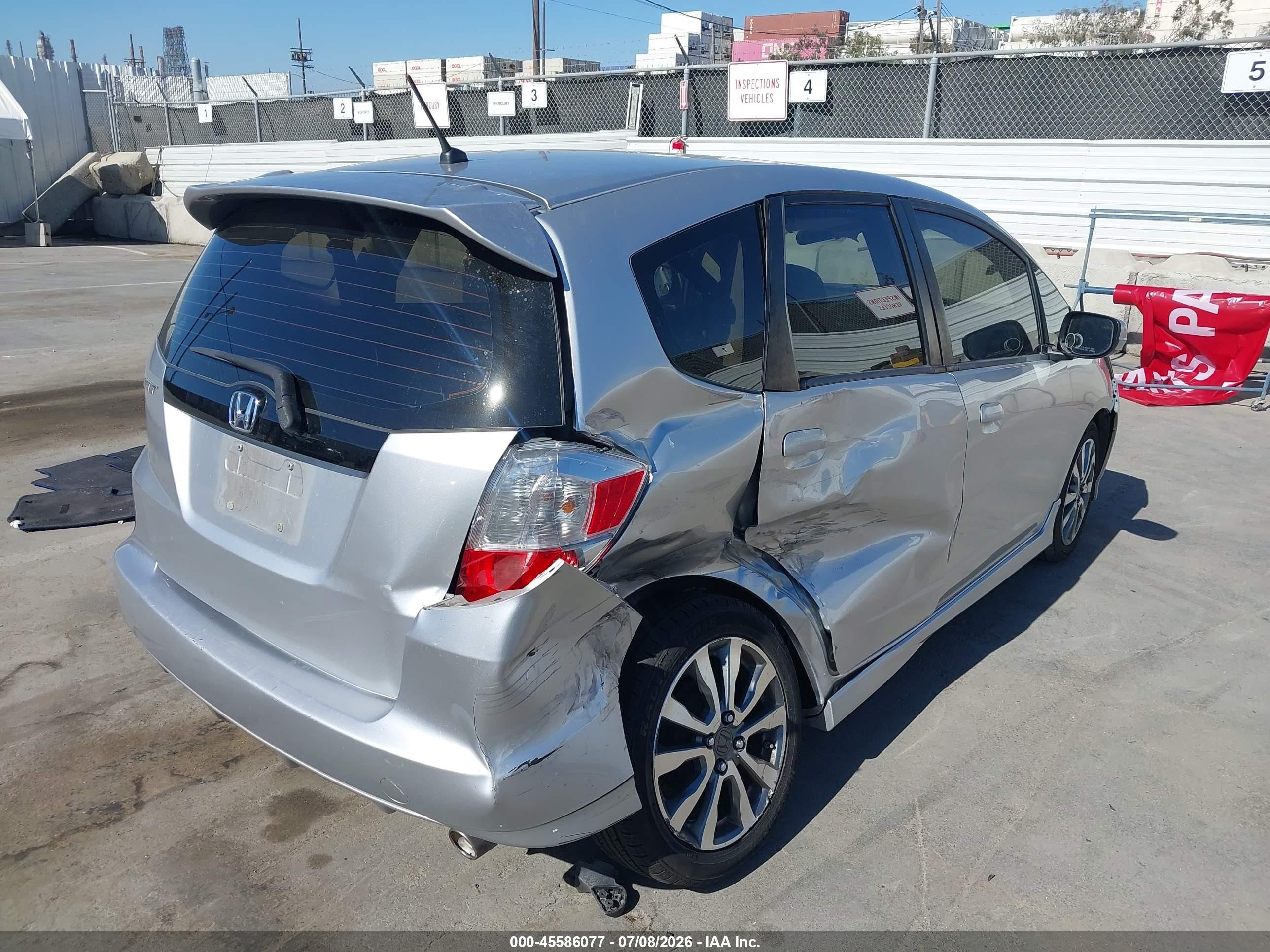 2012 Honda Fit Sport Silver vin: JHMGE8H54CS005725