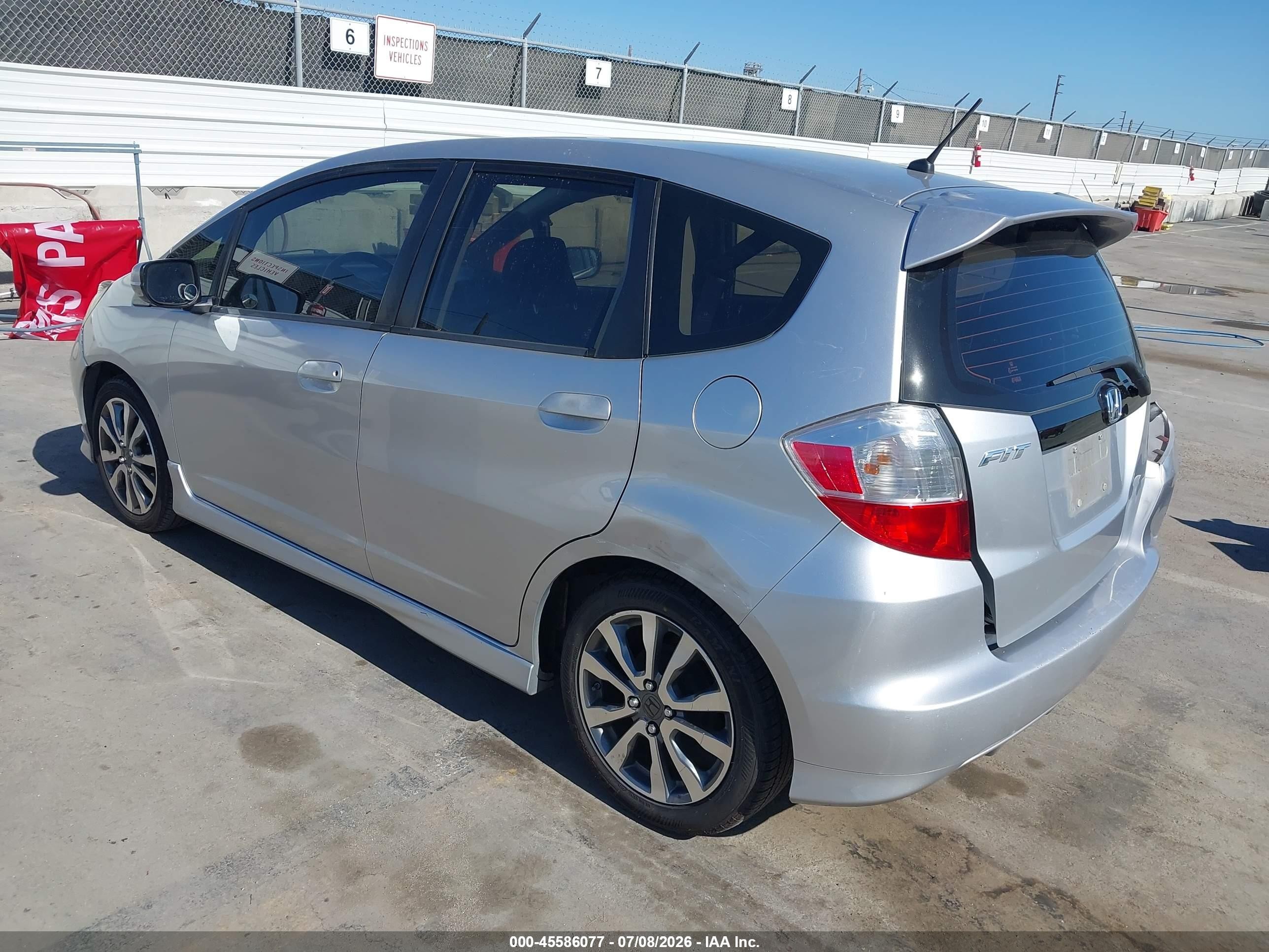 2012 Honda Fit Sport Silver vin: JHMGE8H54CS005725
