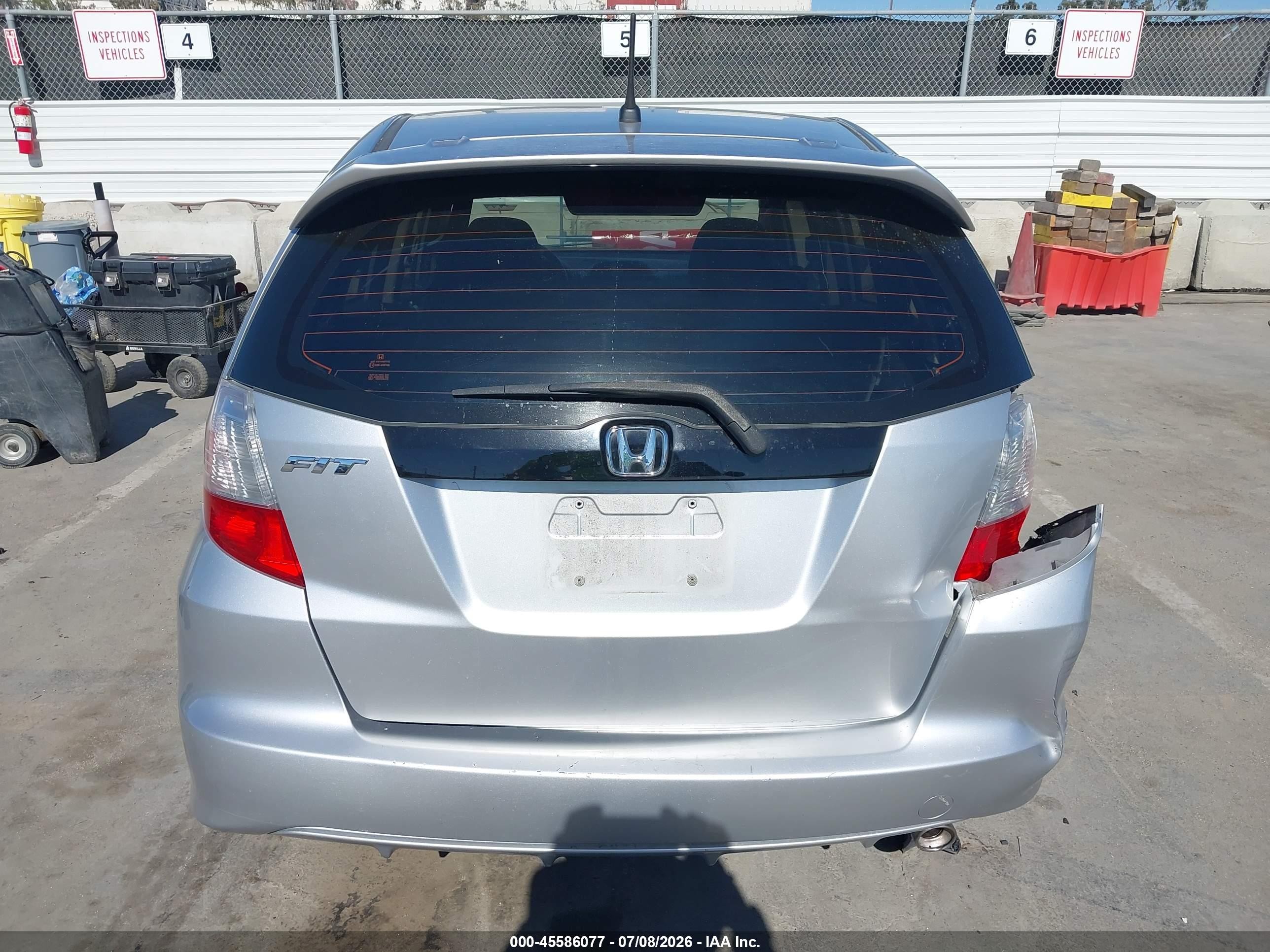 2012 Honda Fit Sport Silver vin: JHMGE8H54CS005725