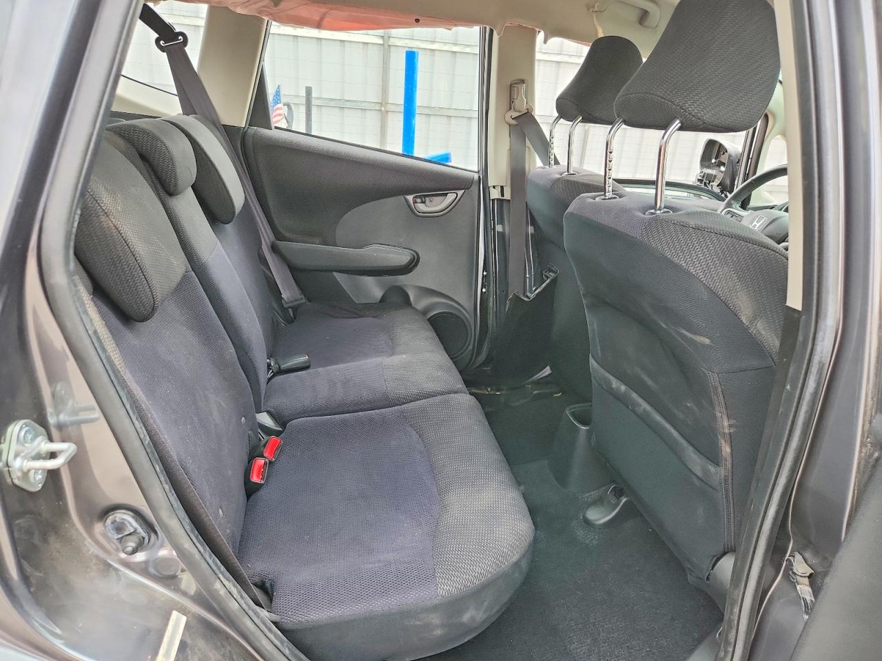 2013 Honda Fit Sport Gray vin: JHMGE8H54DC015635