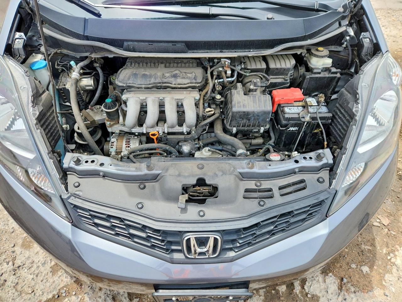 2013 Honda Fit Sport Gray vin: JHMGE8H54DC015635
