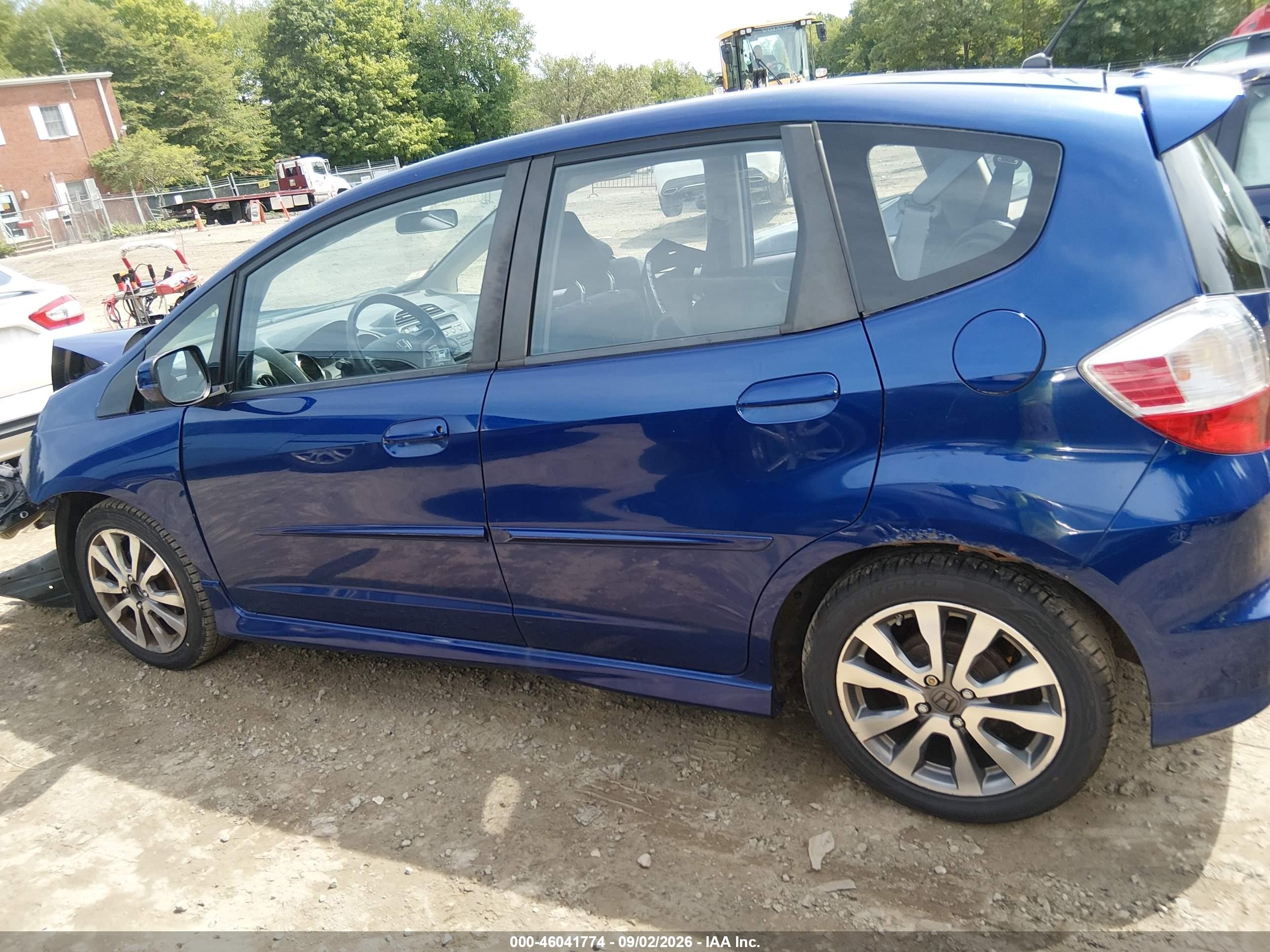 2013 Honda Fit Sport Blue vin: JHMGE8H54DC035402